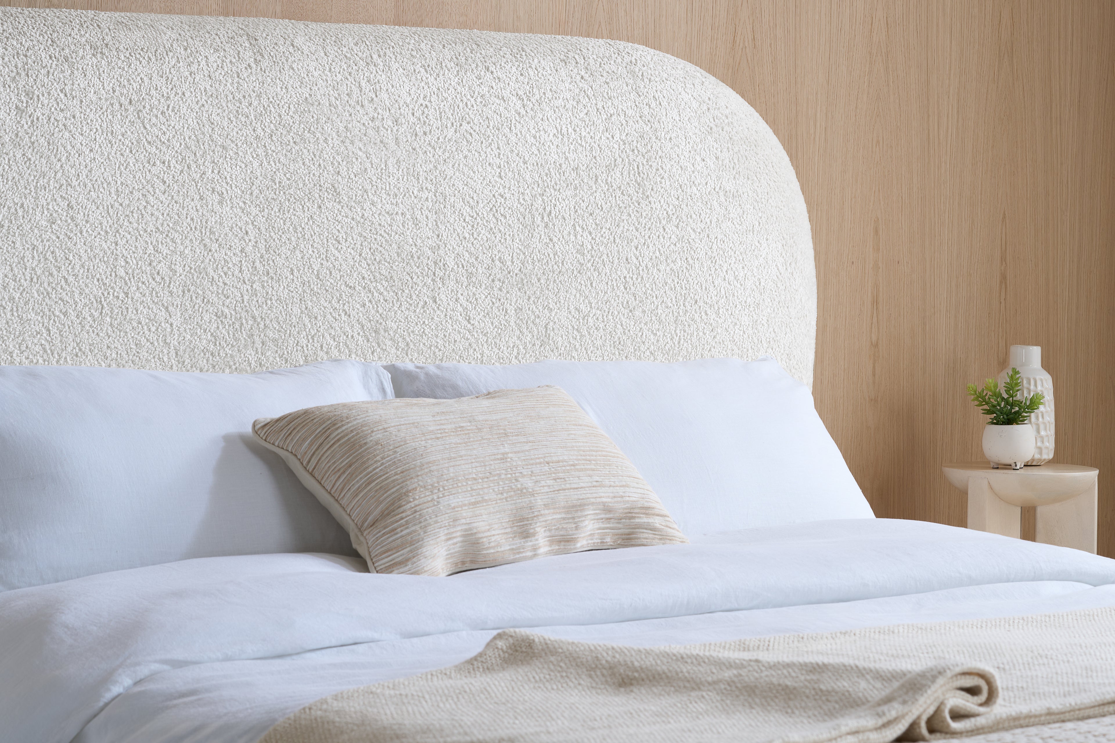 Amalfi King Bed