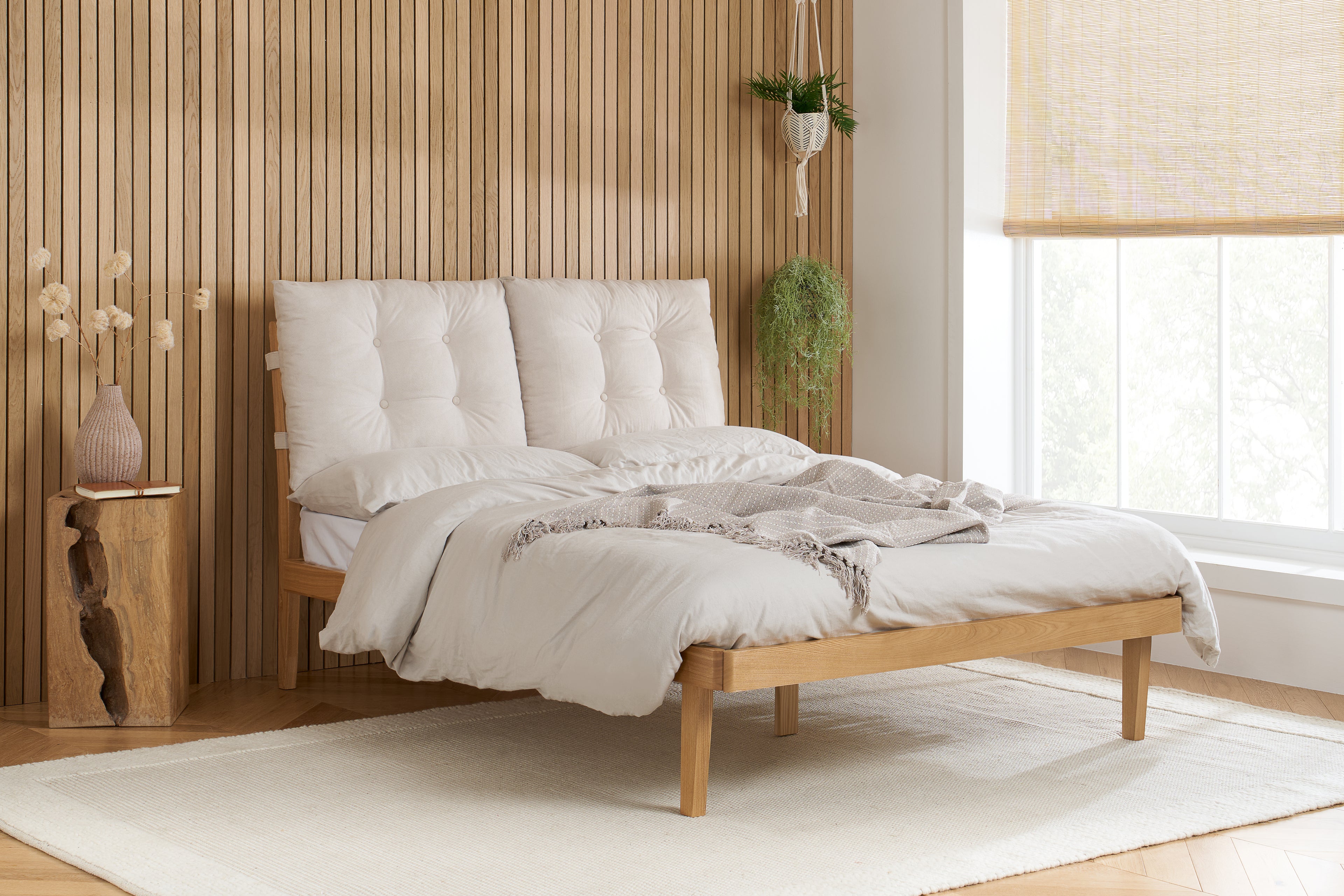 Ander King Bed With Cushion