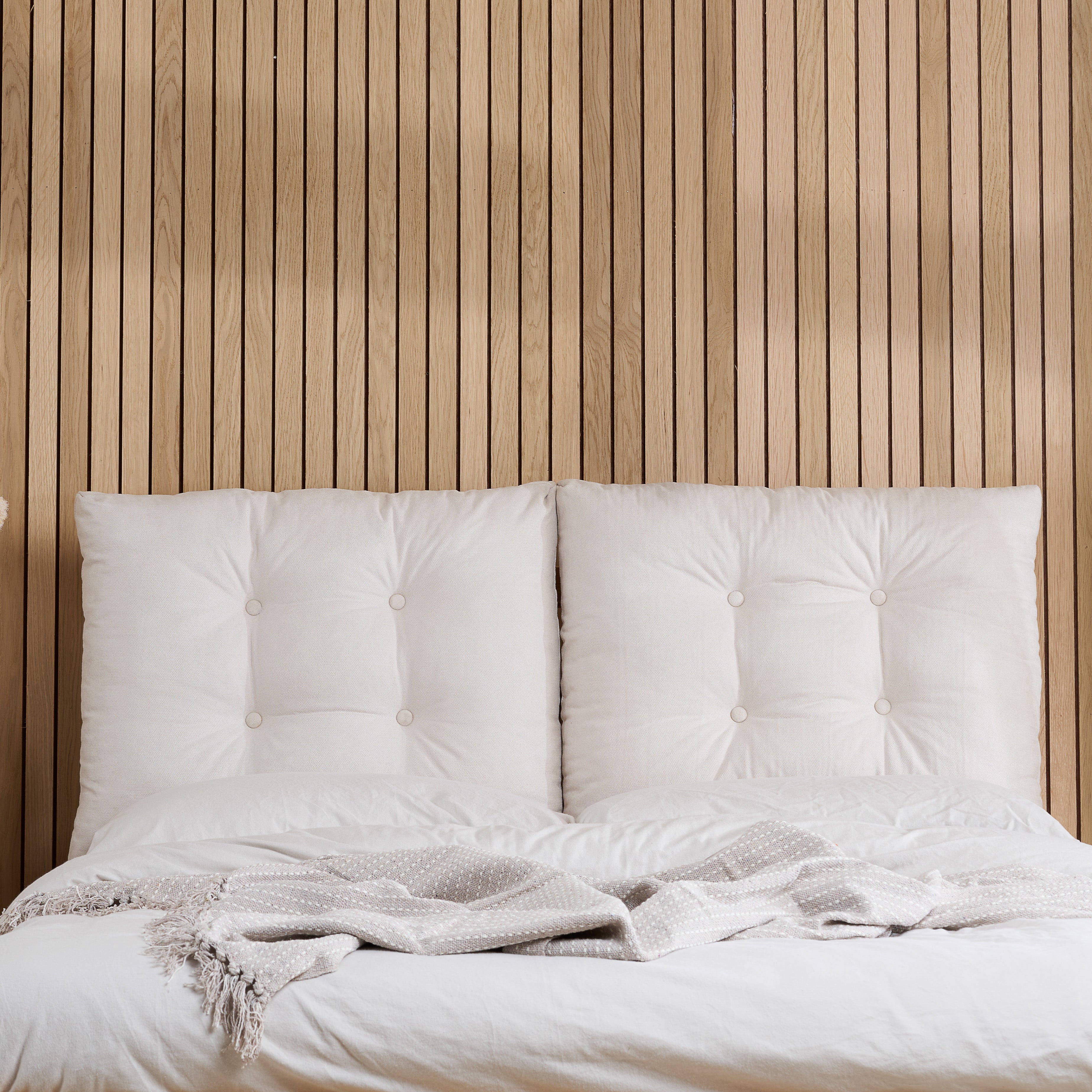 Ander Double Bed With Cushion