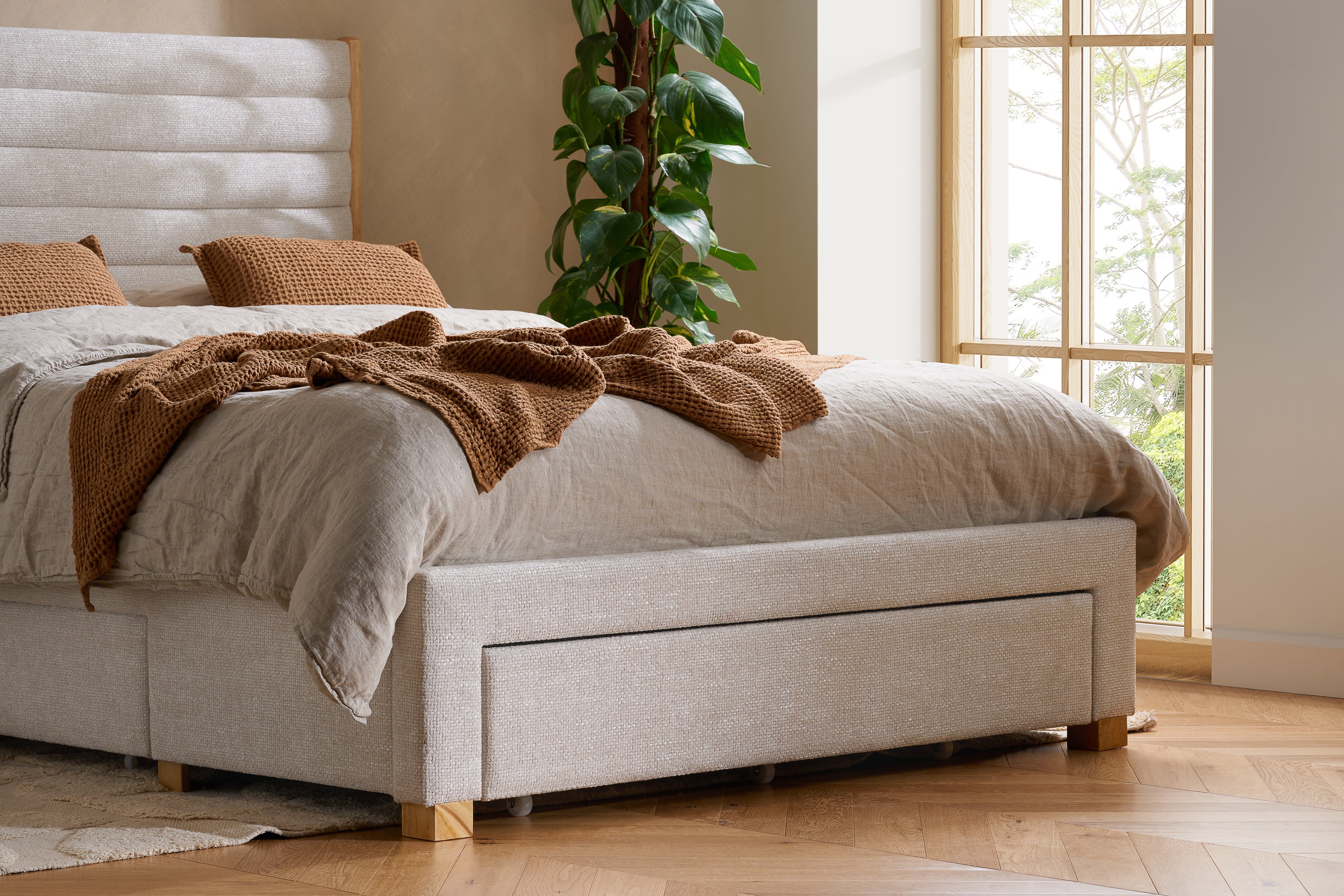 Arabella King Bed