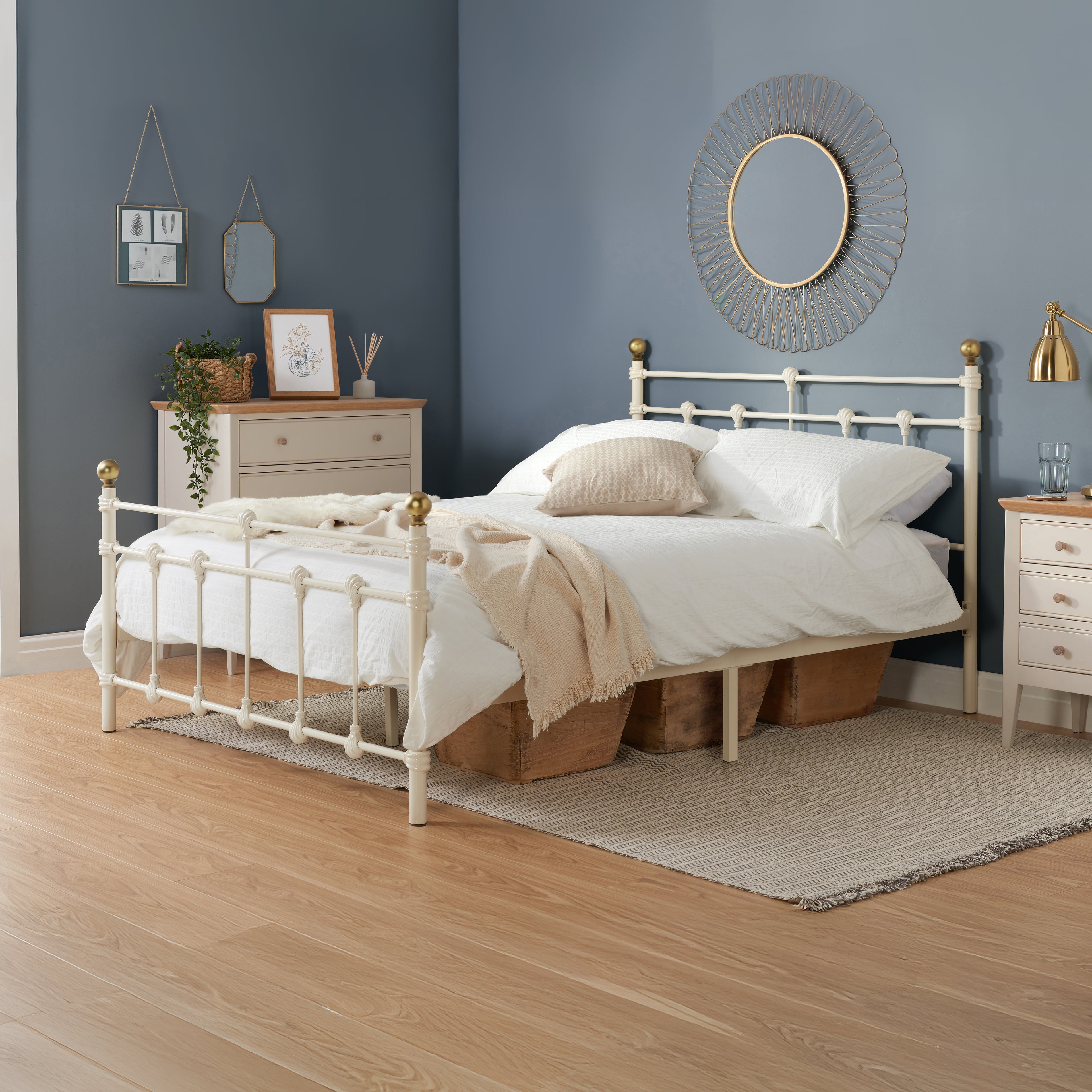 120cm Atlas Bed Cream