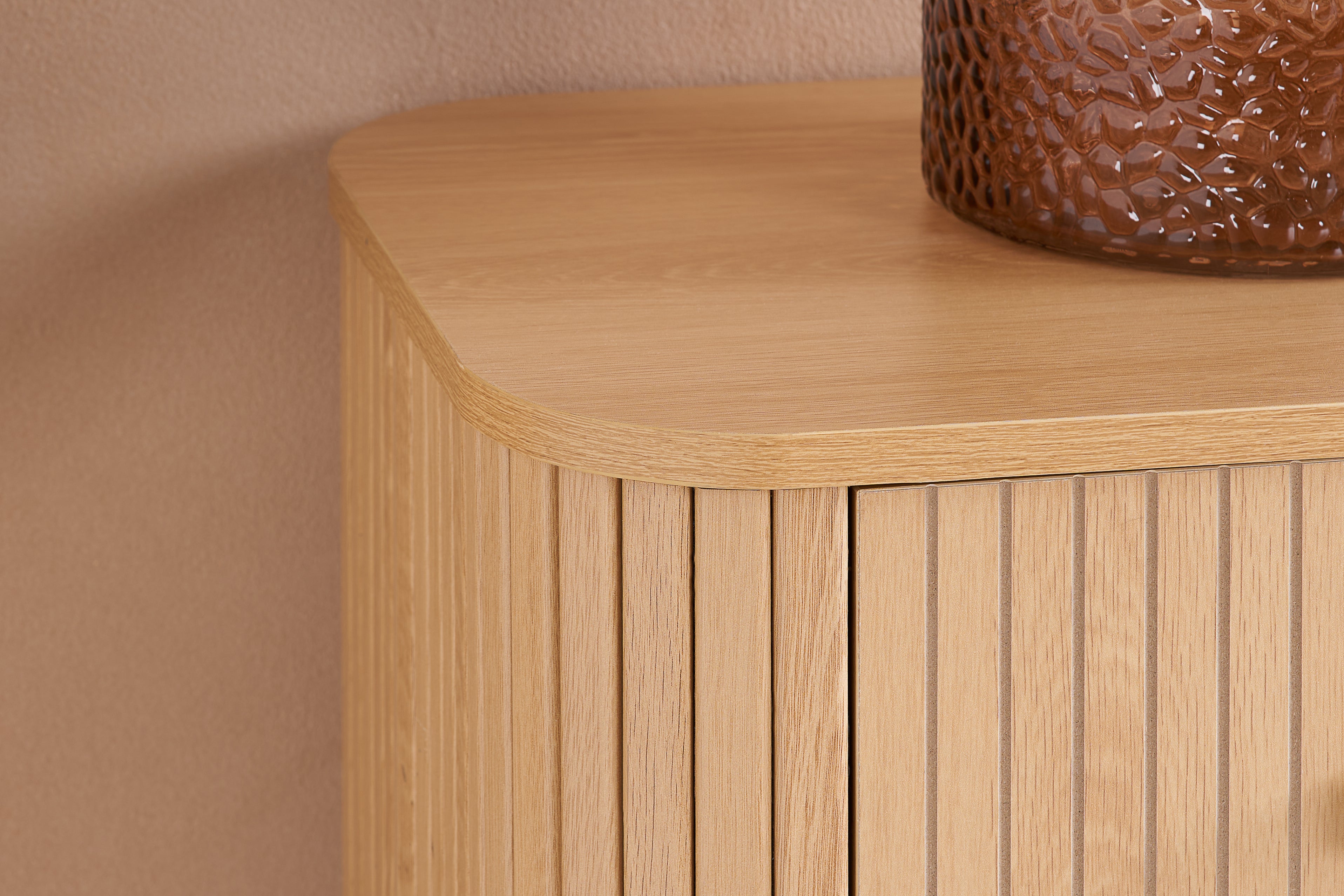 Axel 5 Drawer Fluted Chest