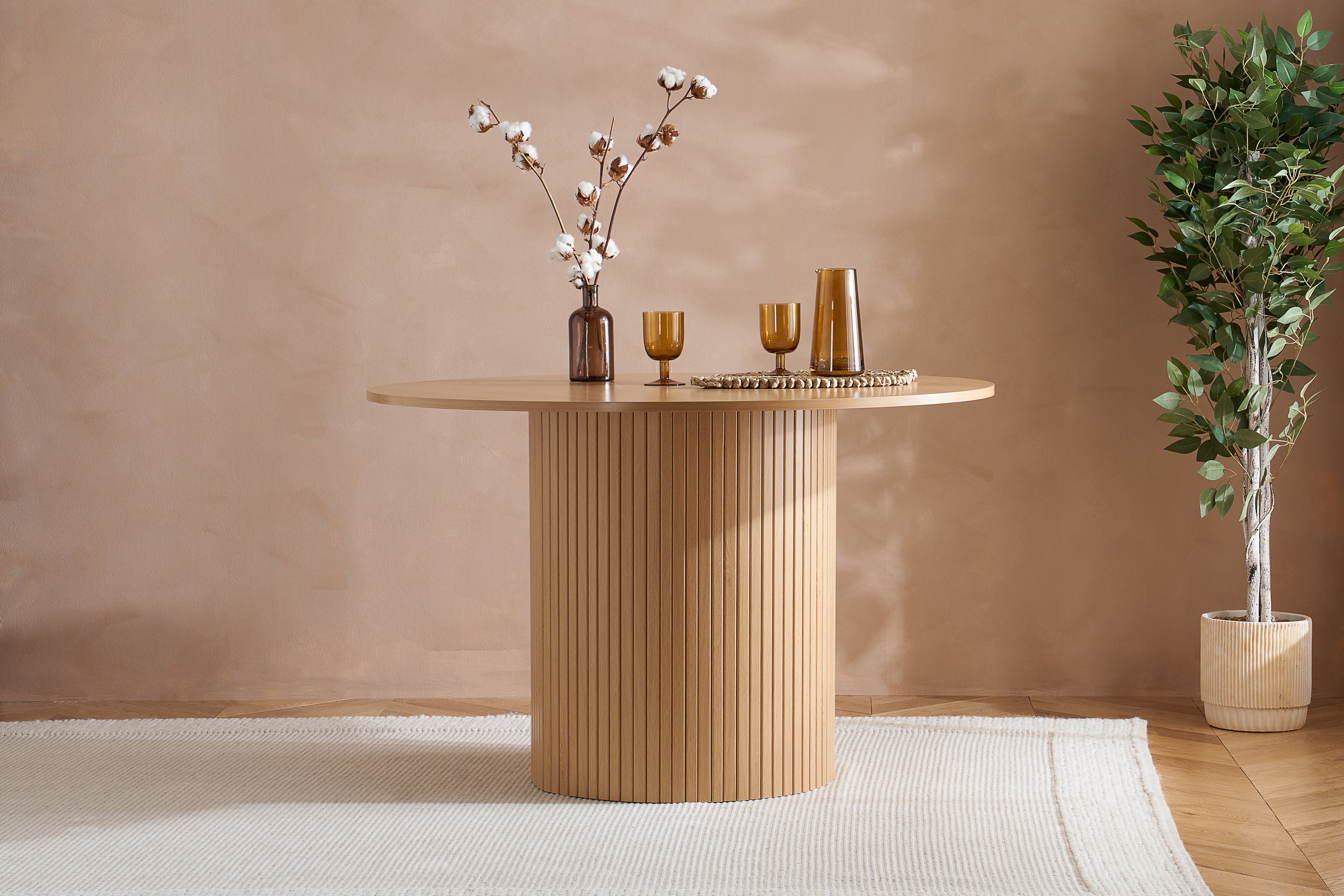 Axel Round Fluted Dining Table