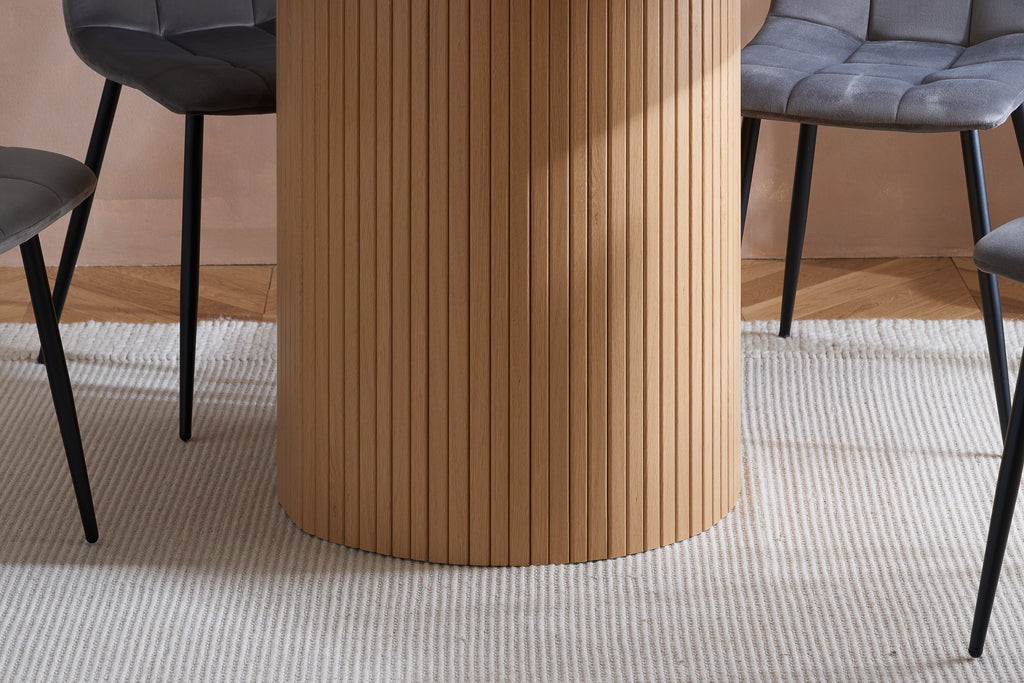 Axel Round Fluted Dining Table