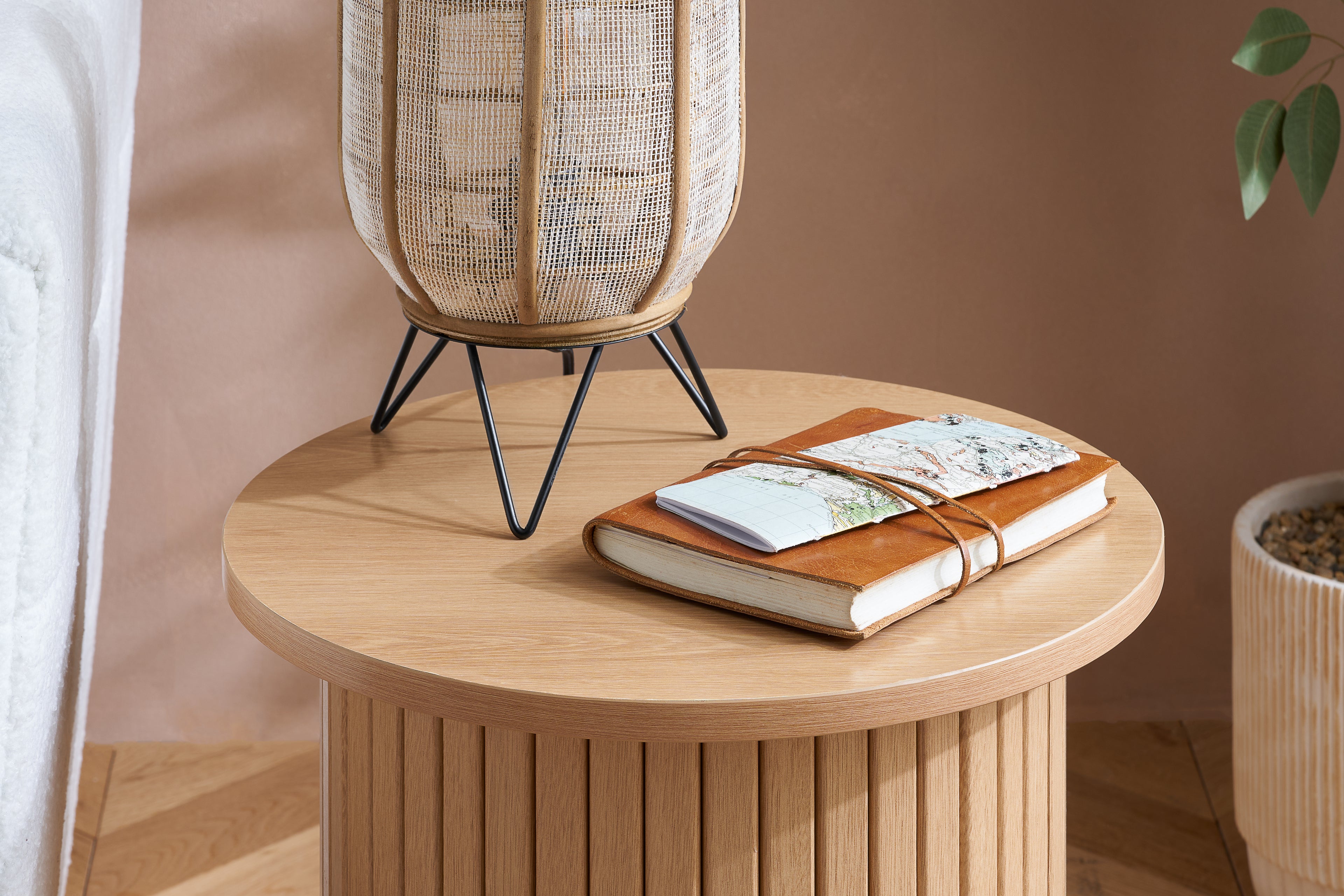 Axel Fluted Side Table