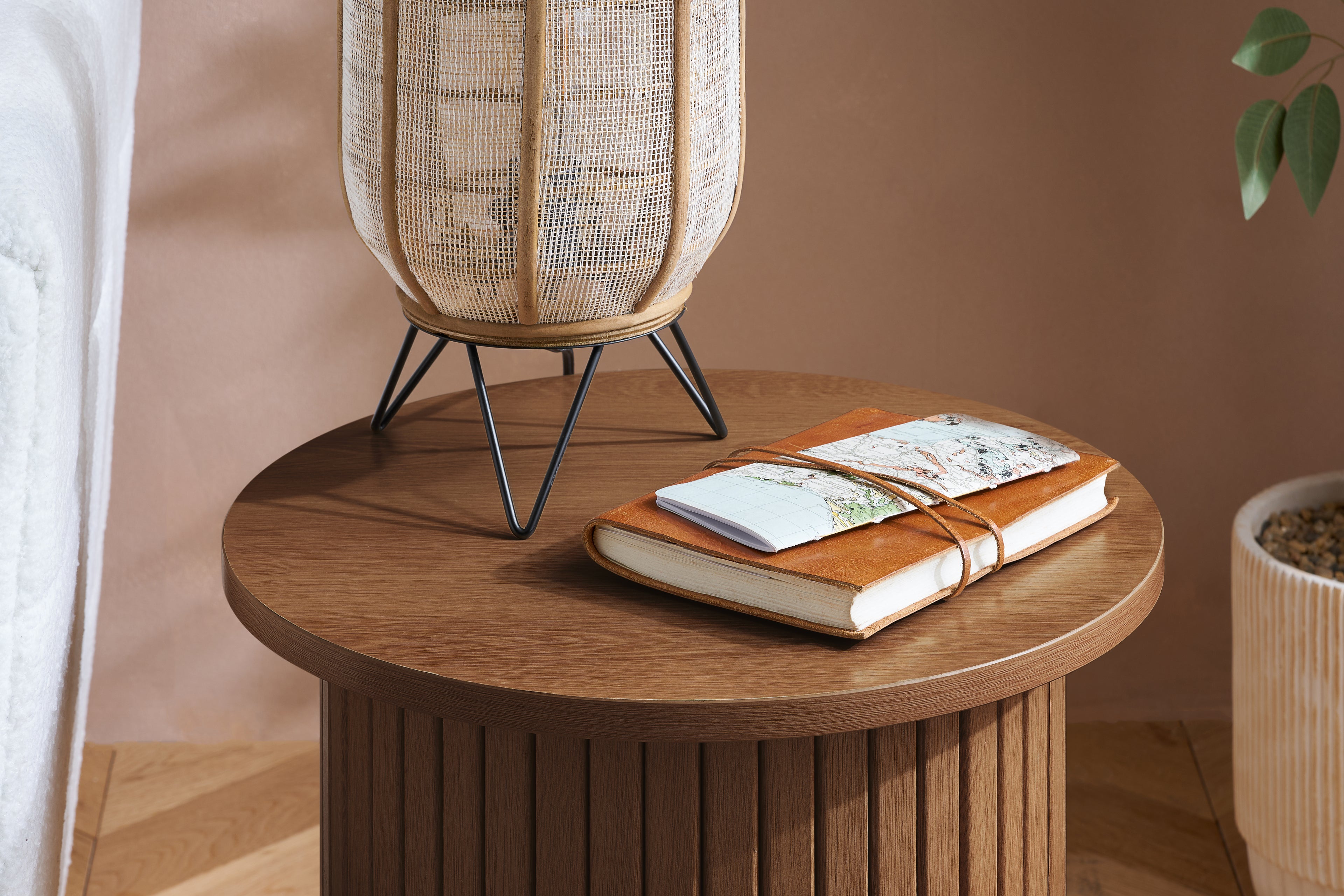 Axel Fluted Side Table