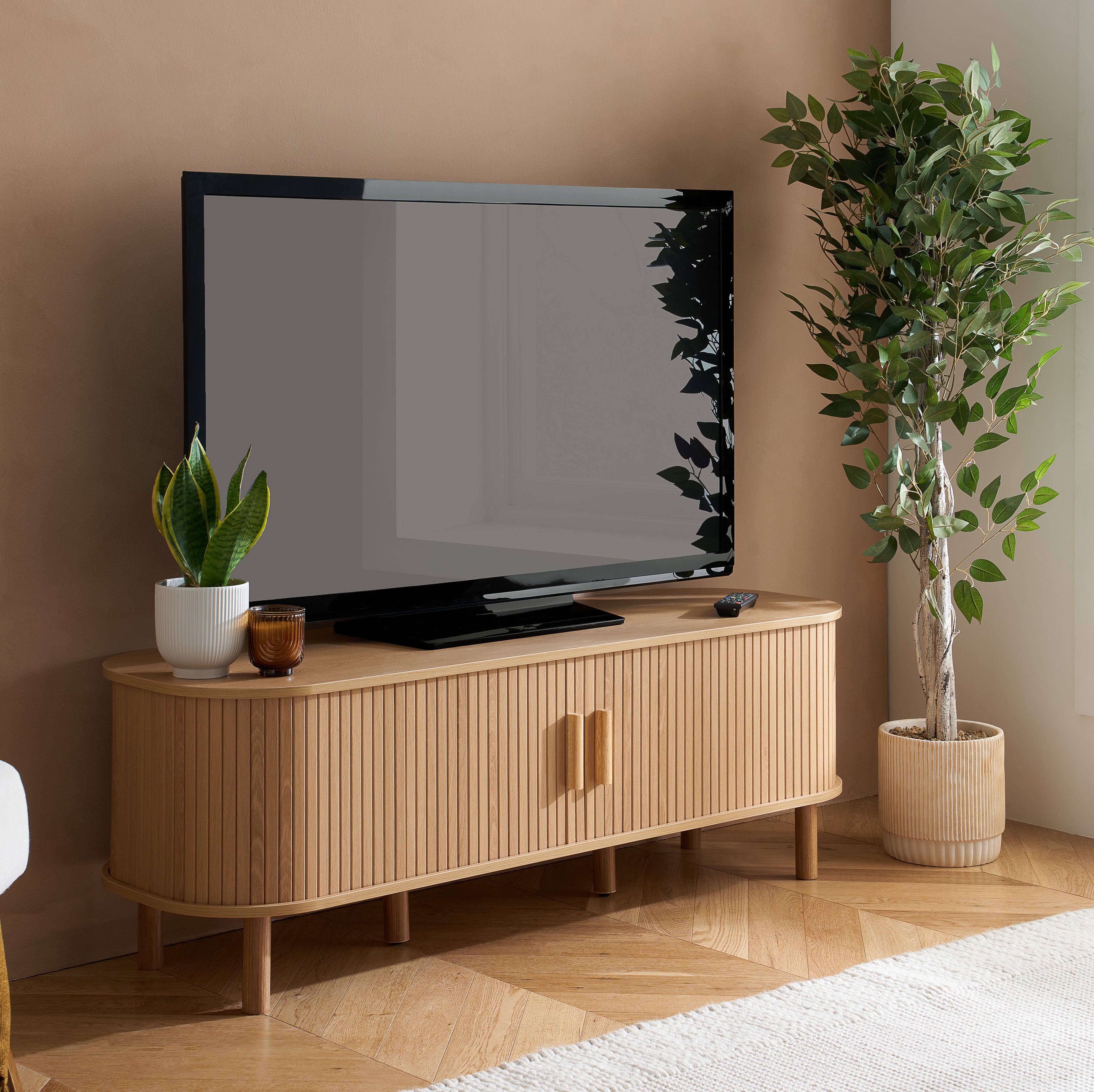 Axel Fluted TV Unit
