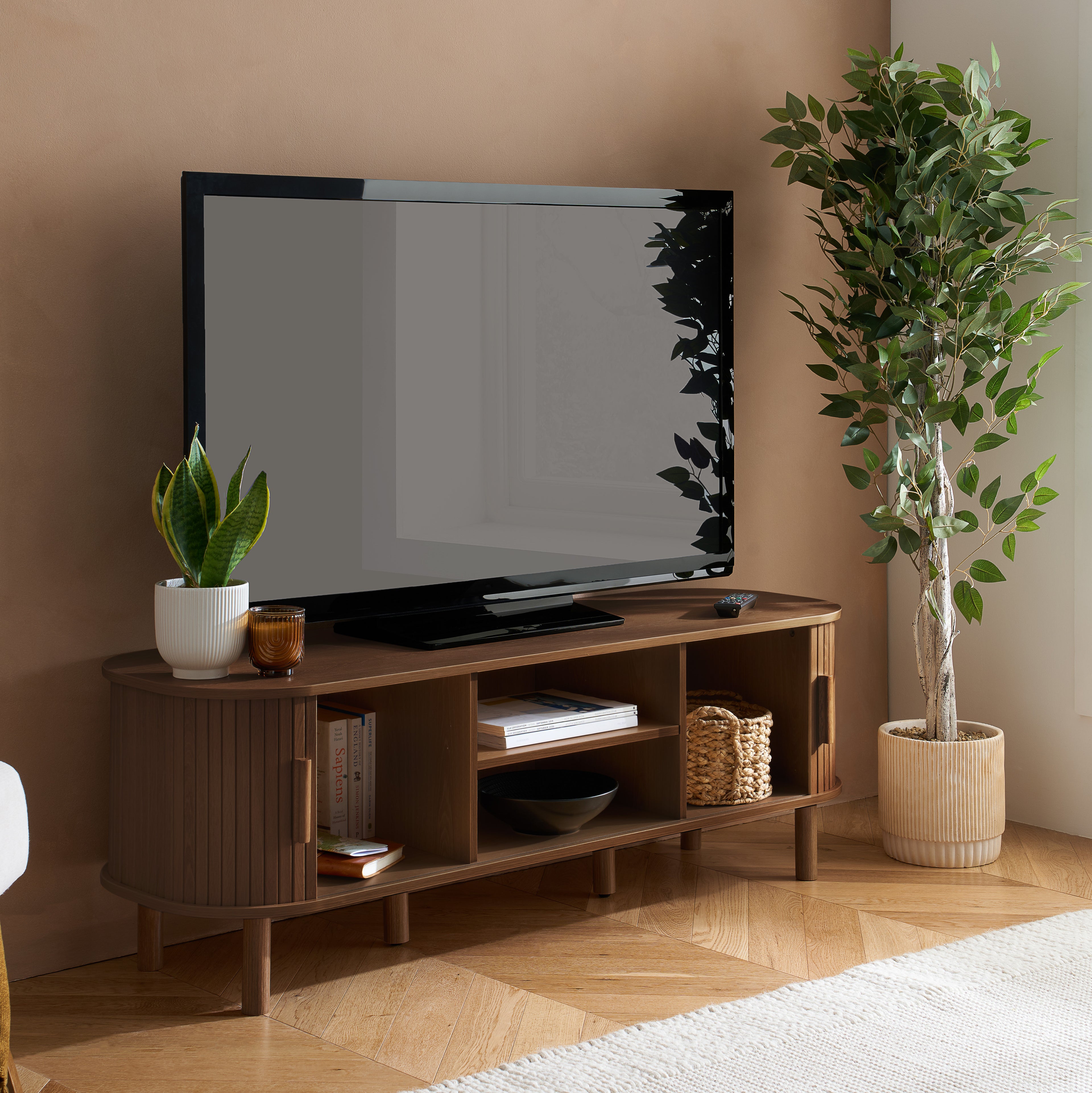 Axel Fluted TV Unit