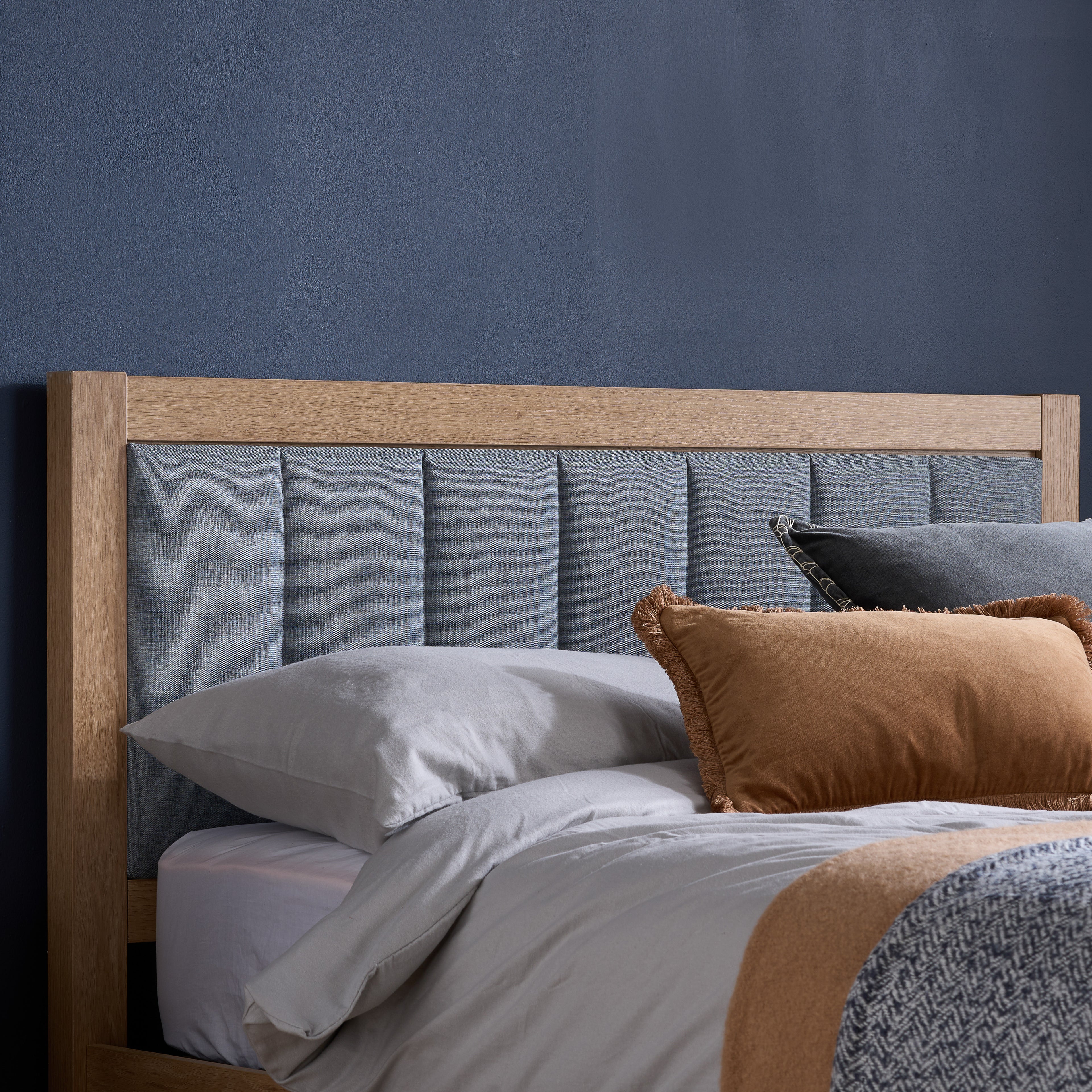 Belmont King Ottoman Bed