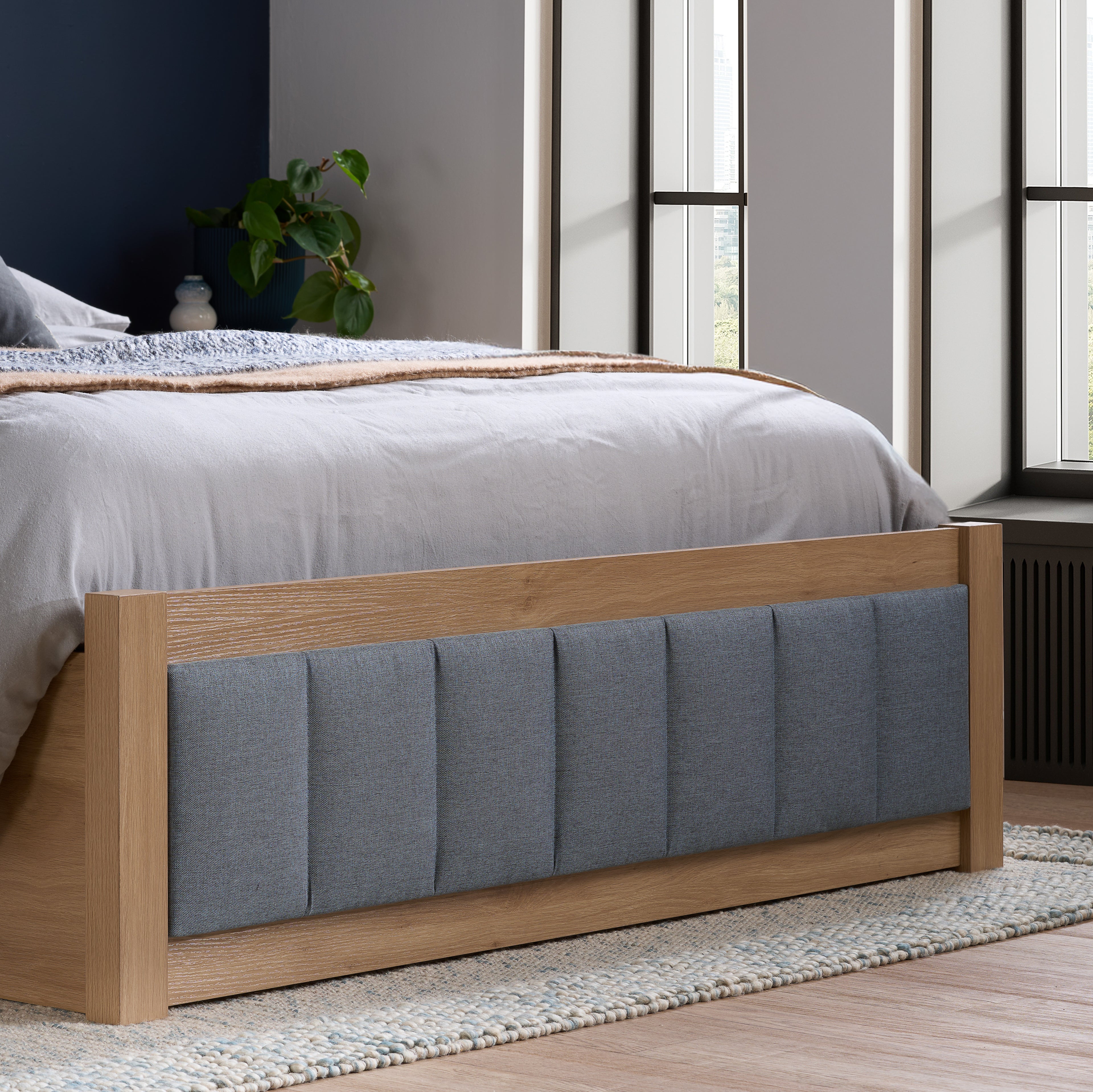 Belmont Double Ottoman Bed