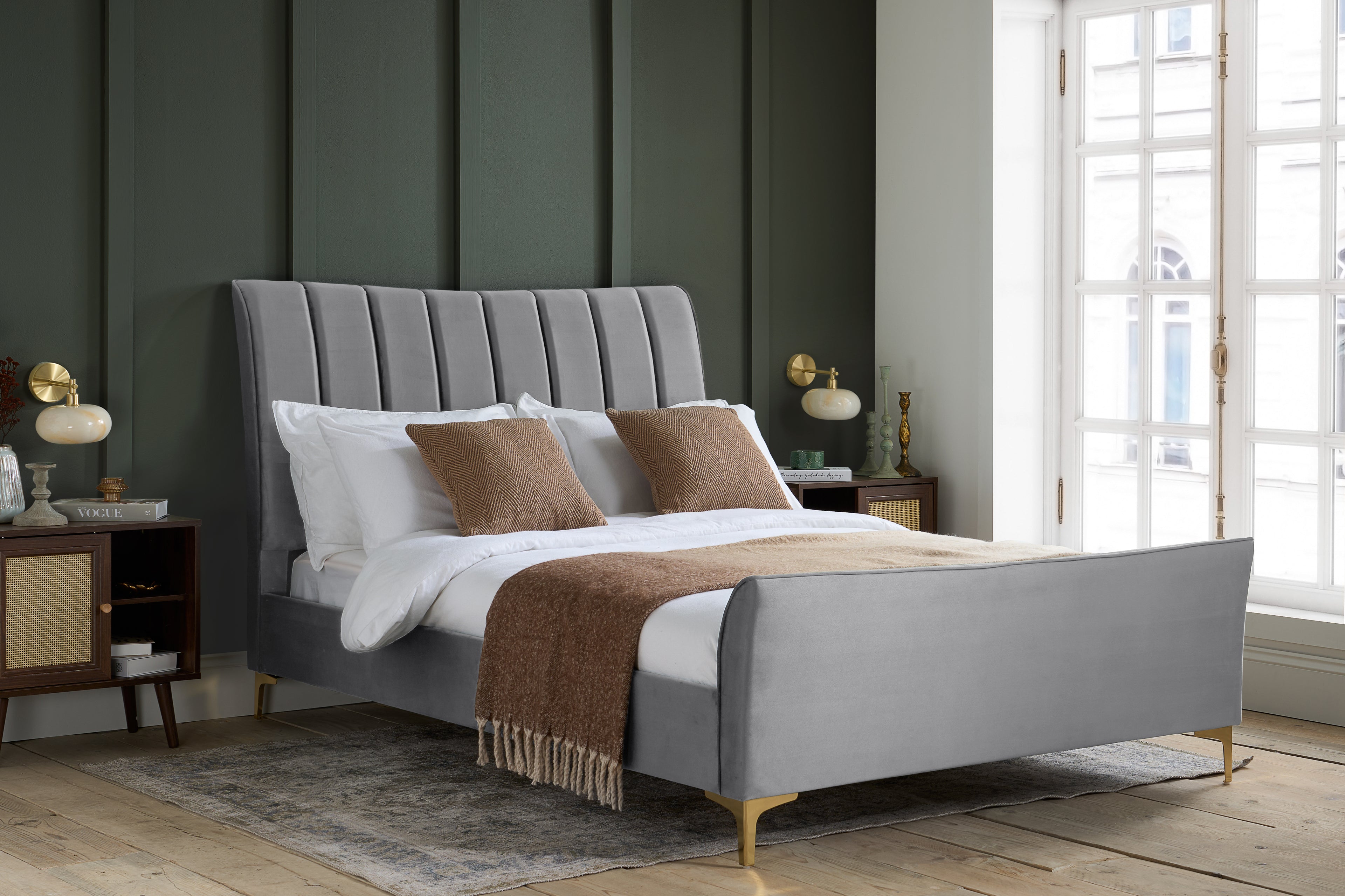 Clover Double Bed