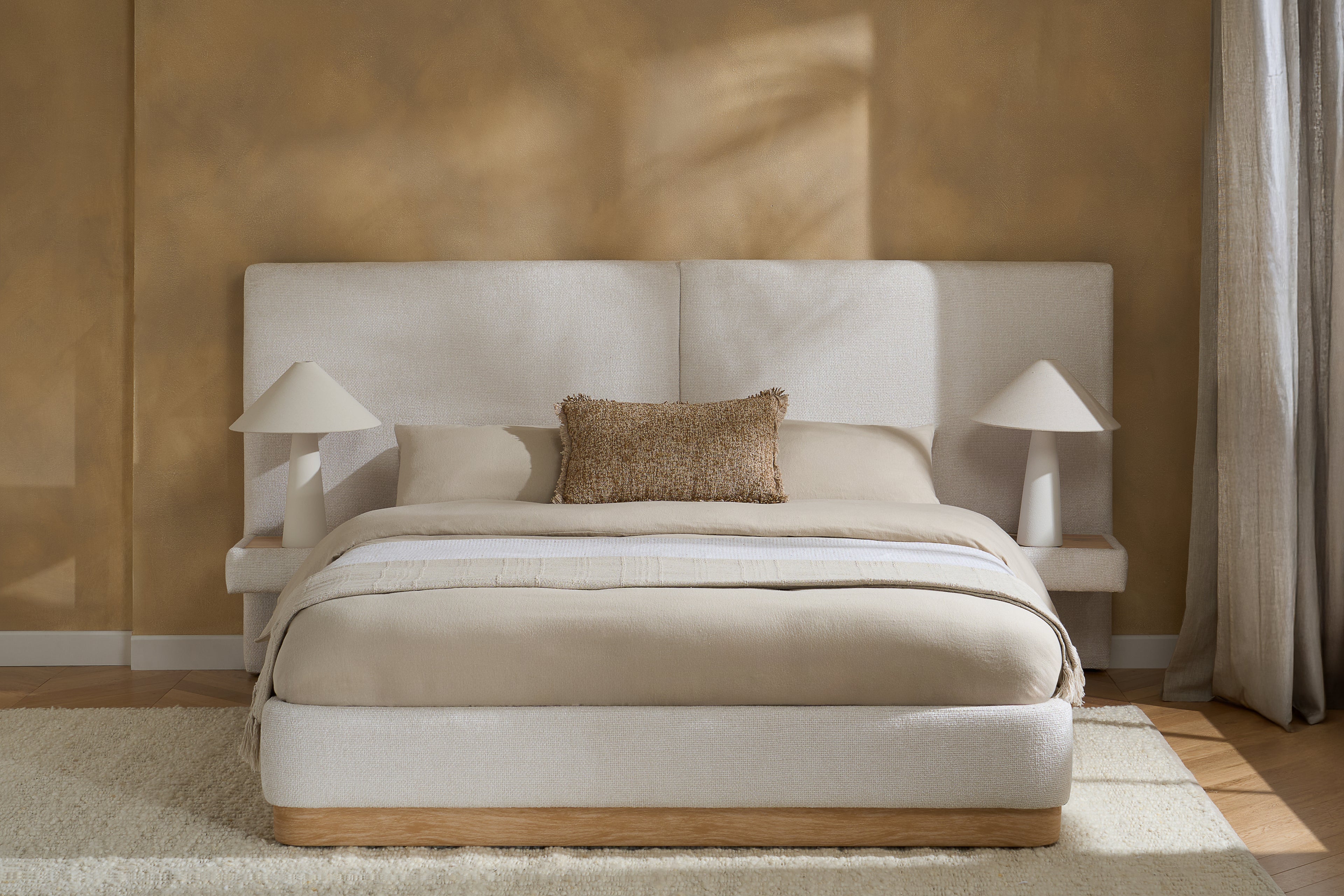Como King Bed