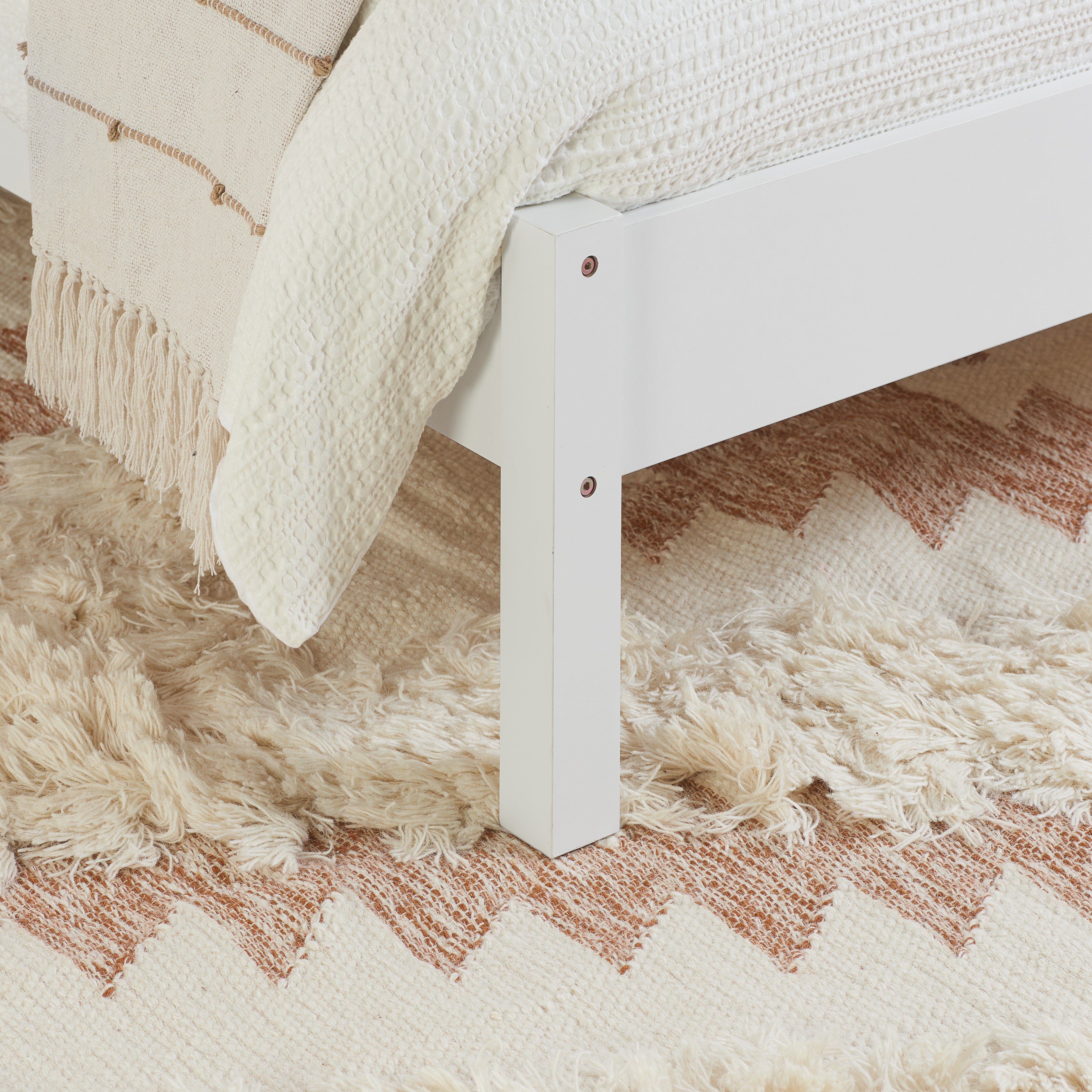 Croxley King Rattan Bed