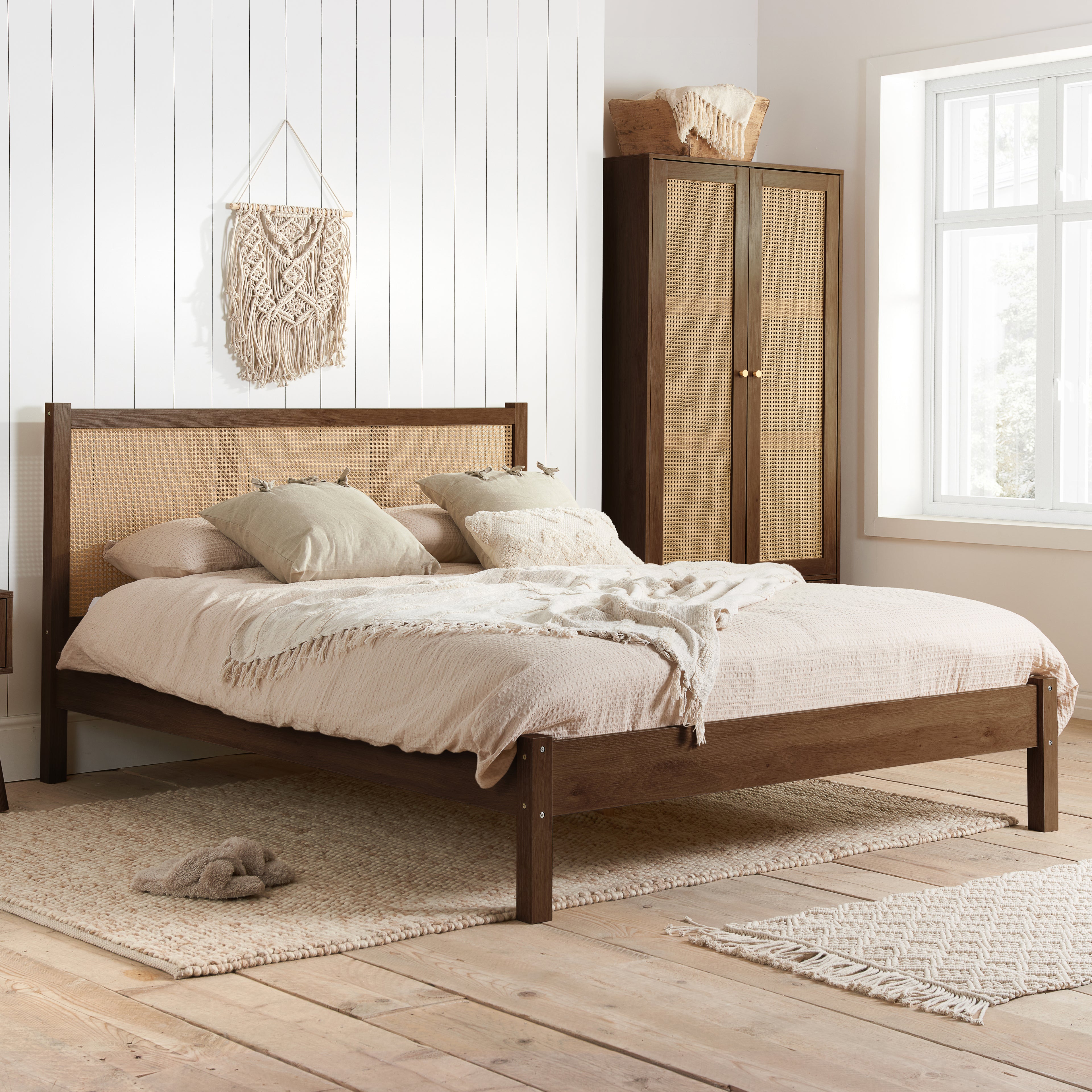 Croxley Double Rattan Bed