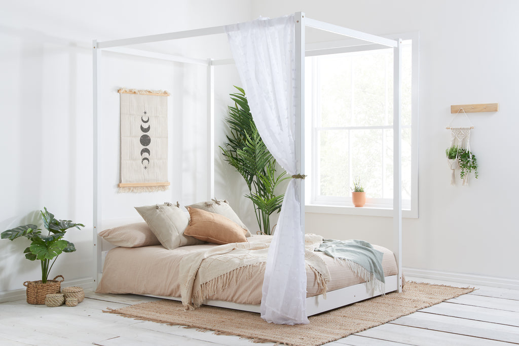Darwin Four Poster King Bed