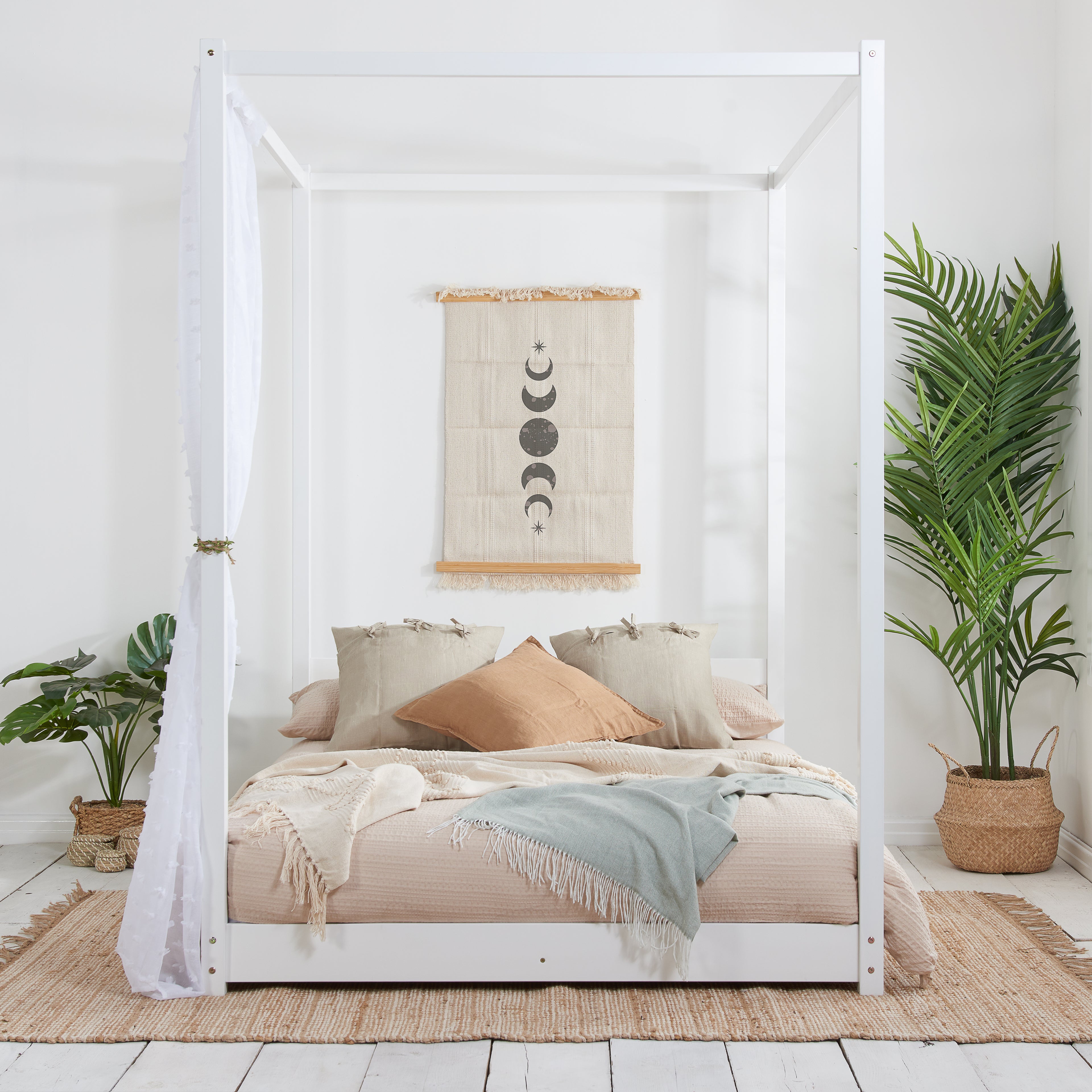 Darwin Four Poster King Bed