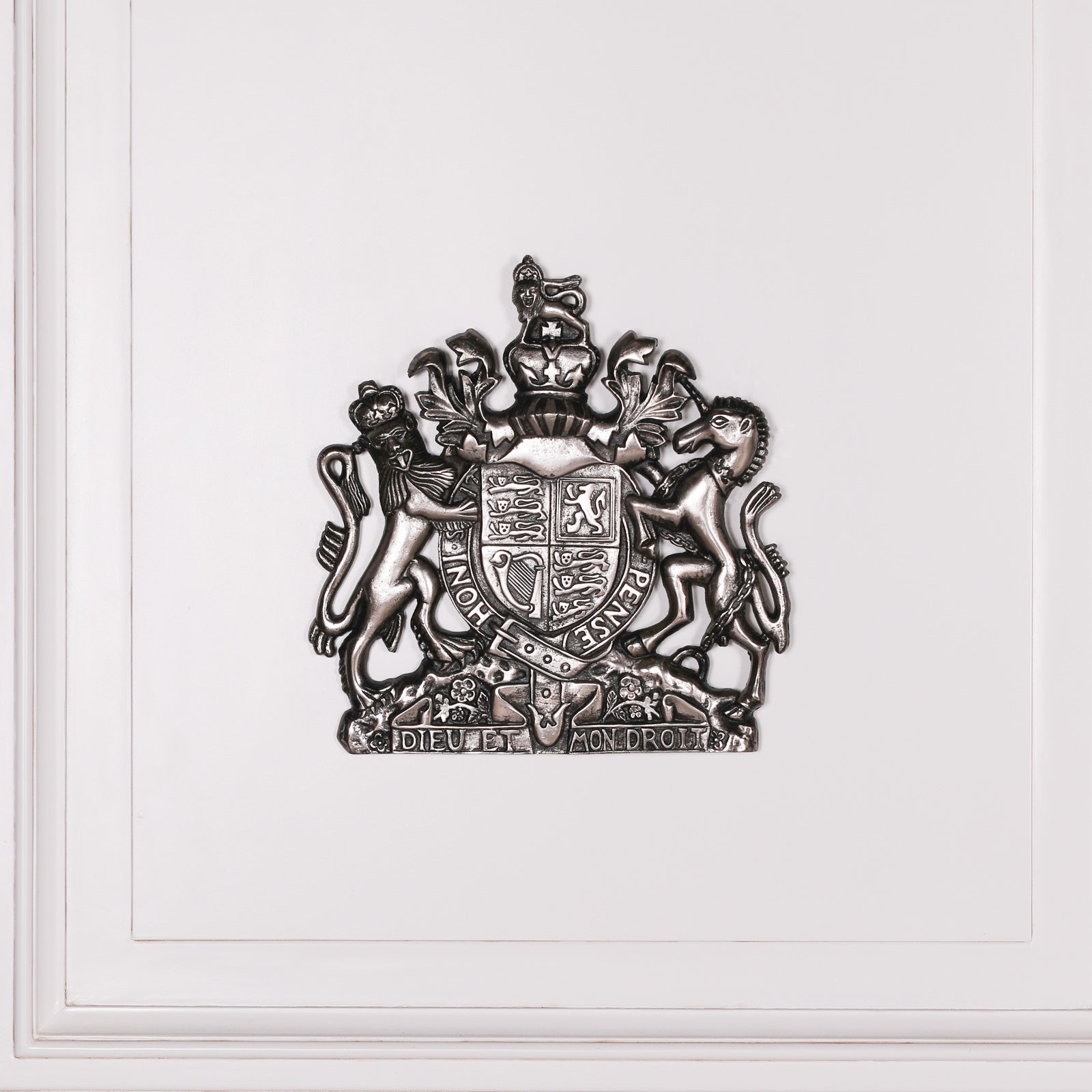 Vintage Silver Style 37cm Cast Metal Coat of Arms