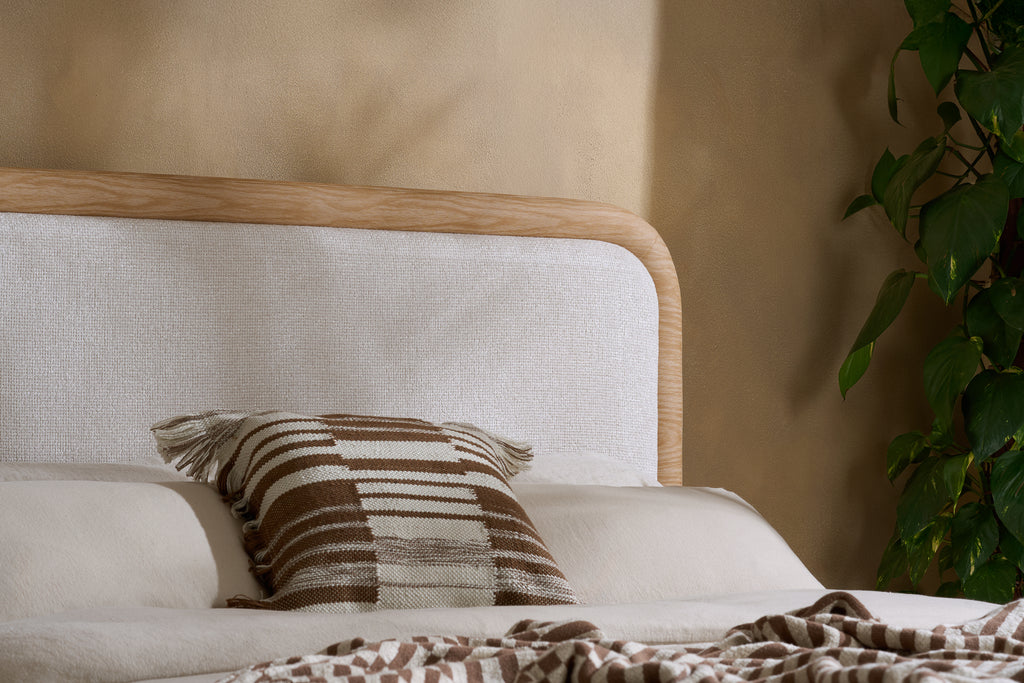 Girona King Bed