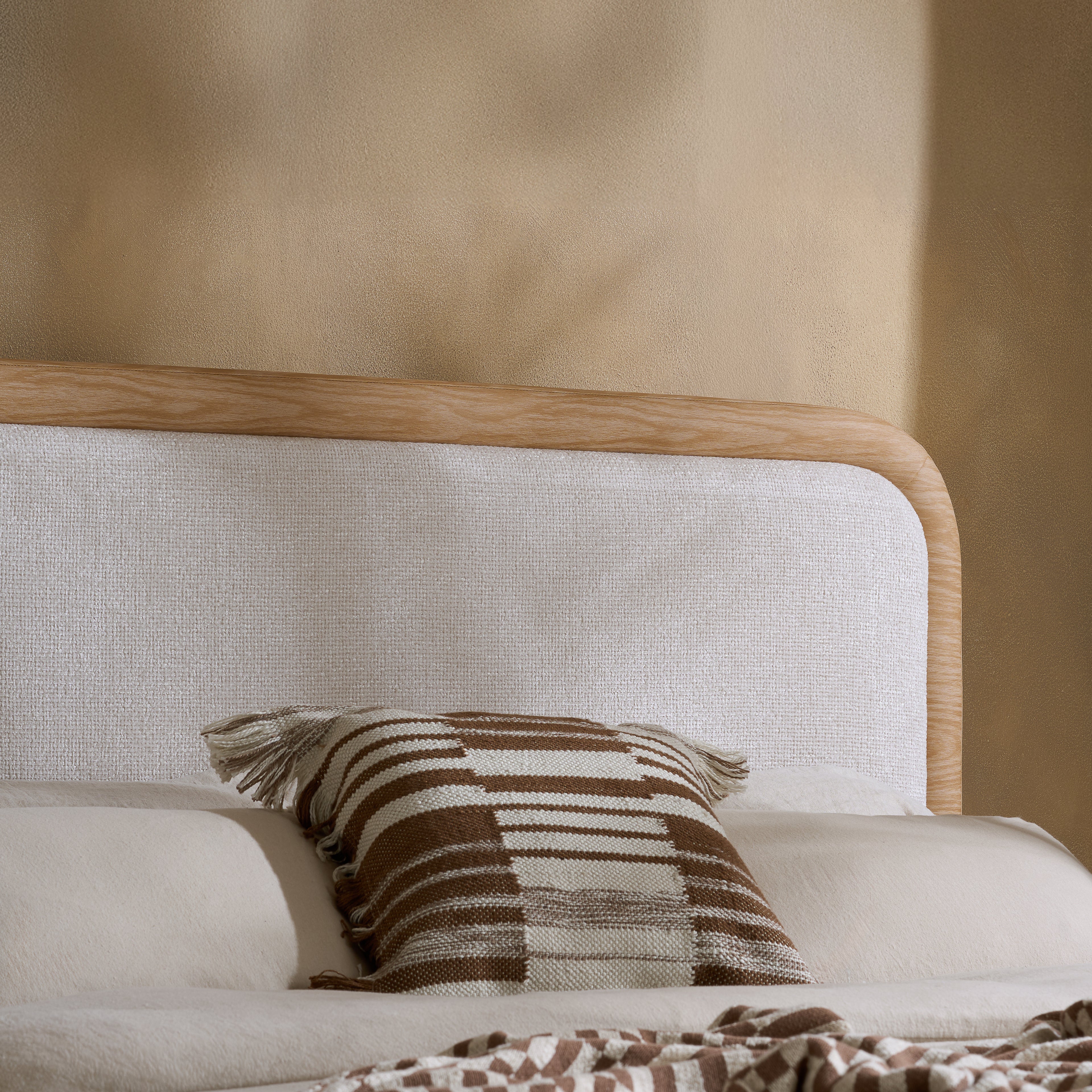 Girona Double Bed