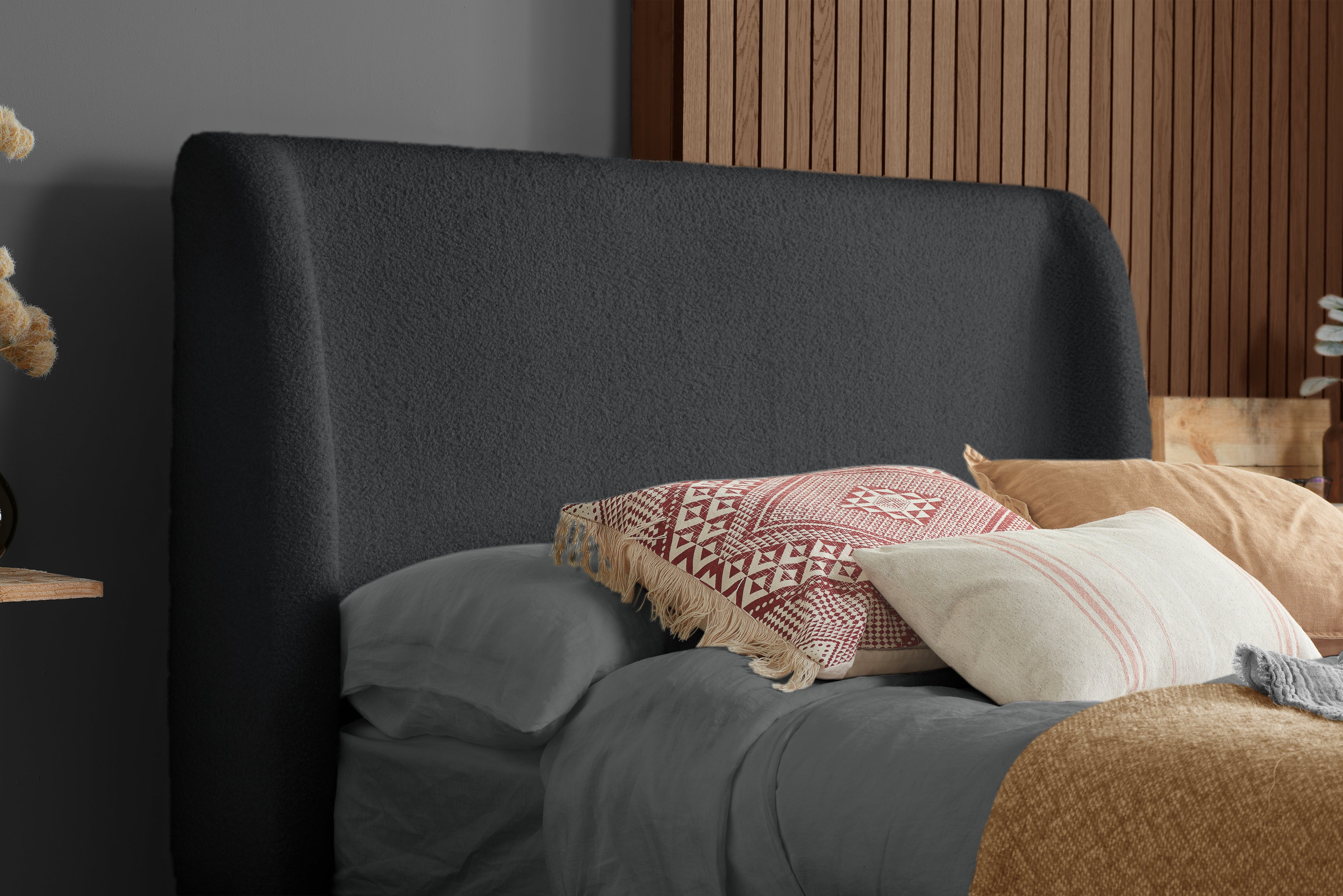 Halfden Double Bed