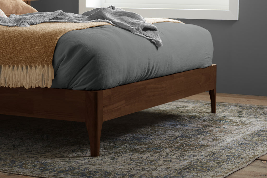 Halfden King Bed