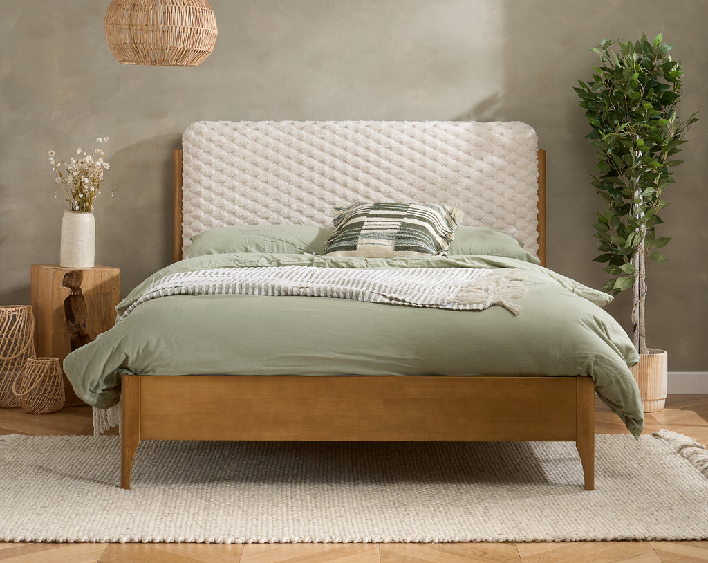 Hatti King Bed