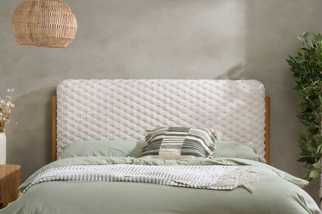 Hatti King Bed