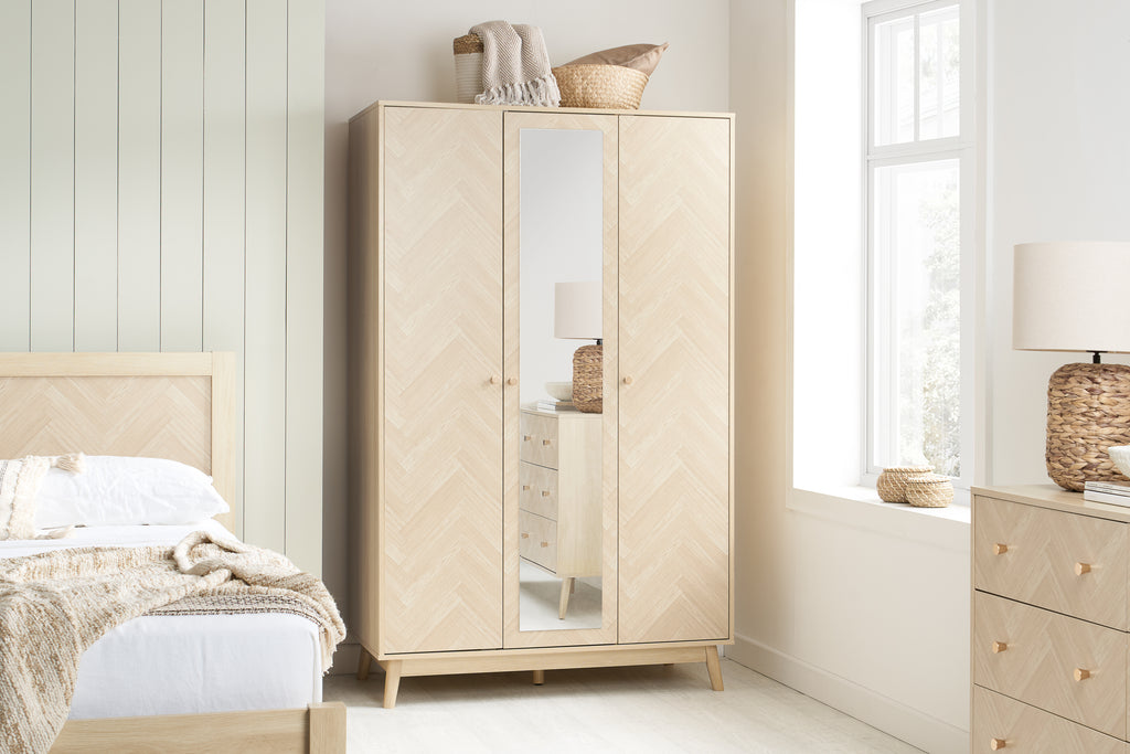 Herringford 3 Door  Wardrobe With Mirror