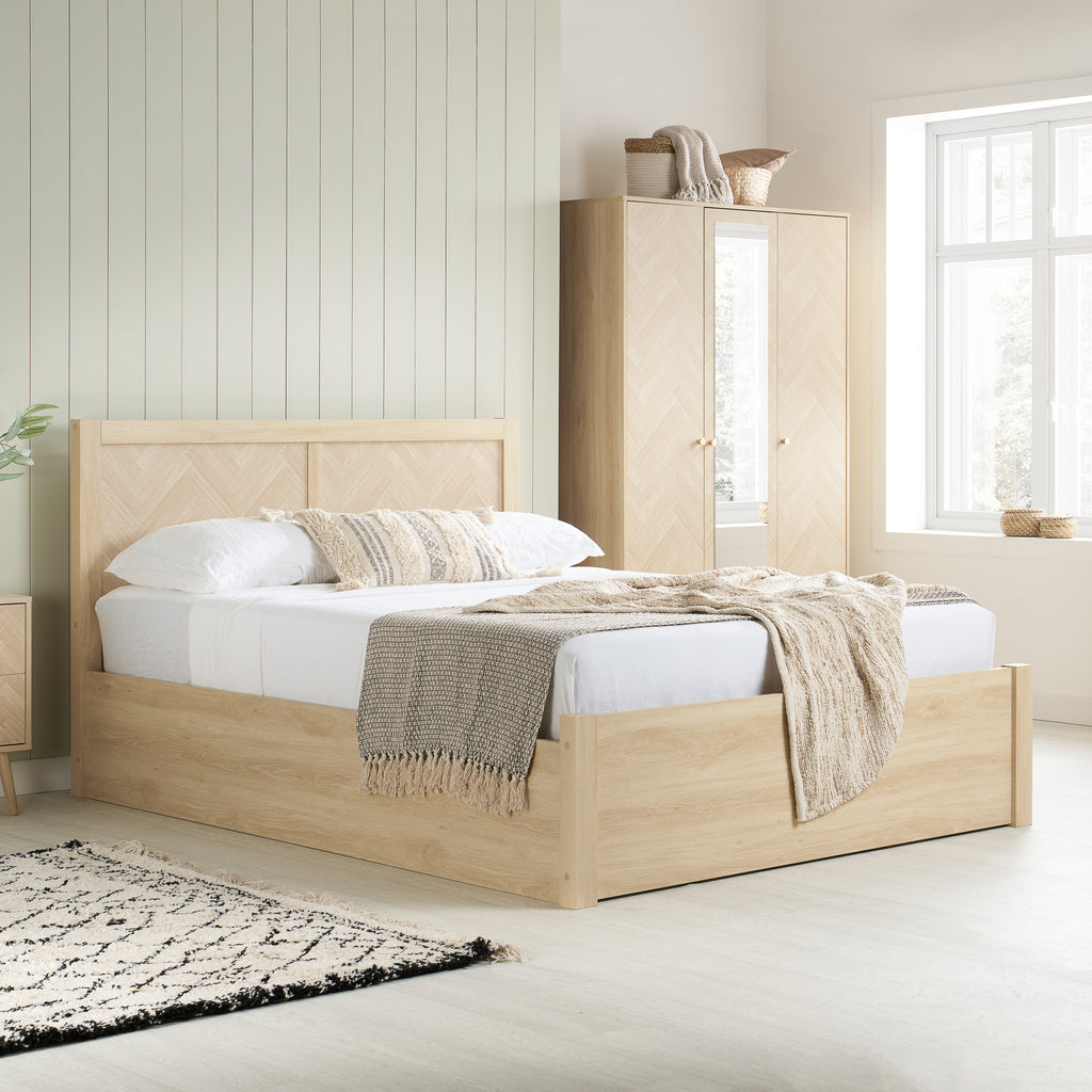 Herringford Double Ottoman Bed