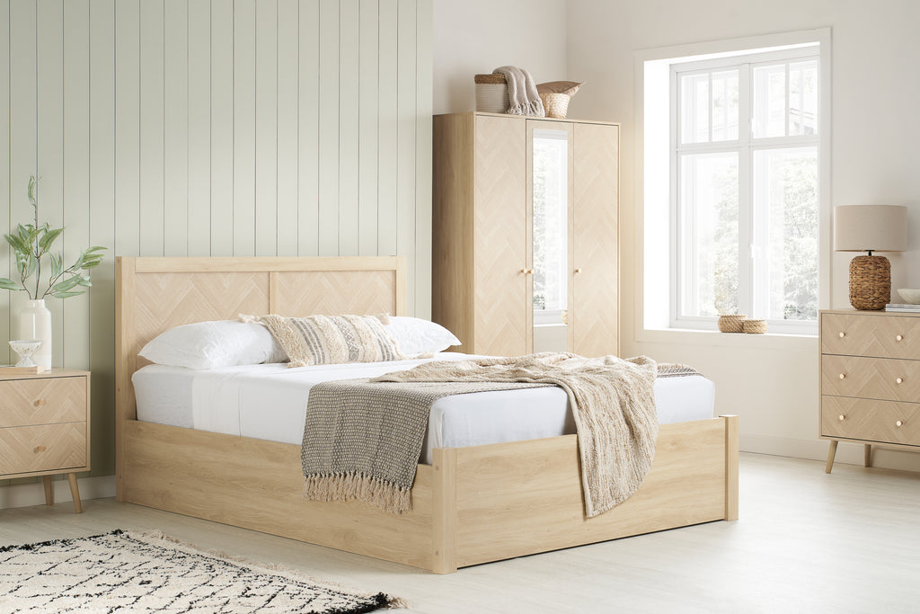 Herringford Double Ottoman Bed