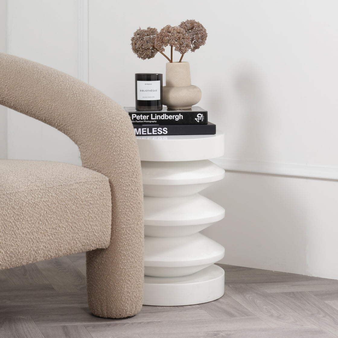 IRIS WHITE SIDE TABLE