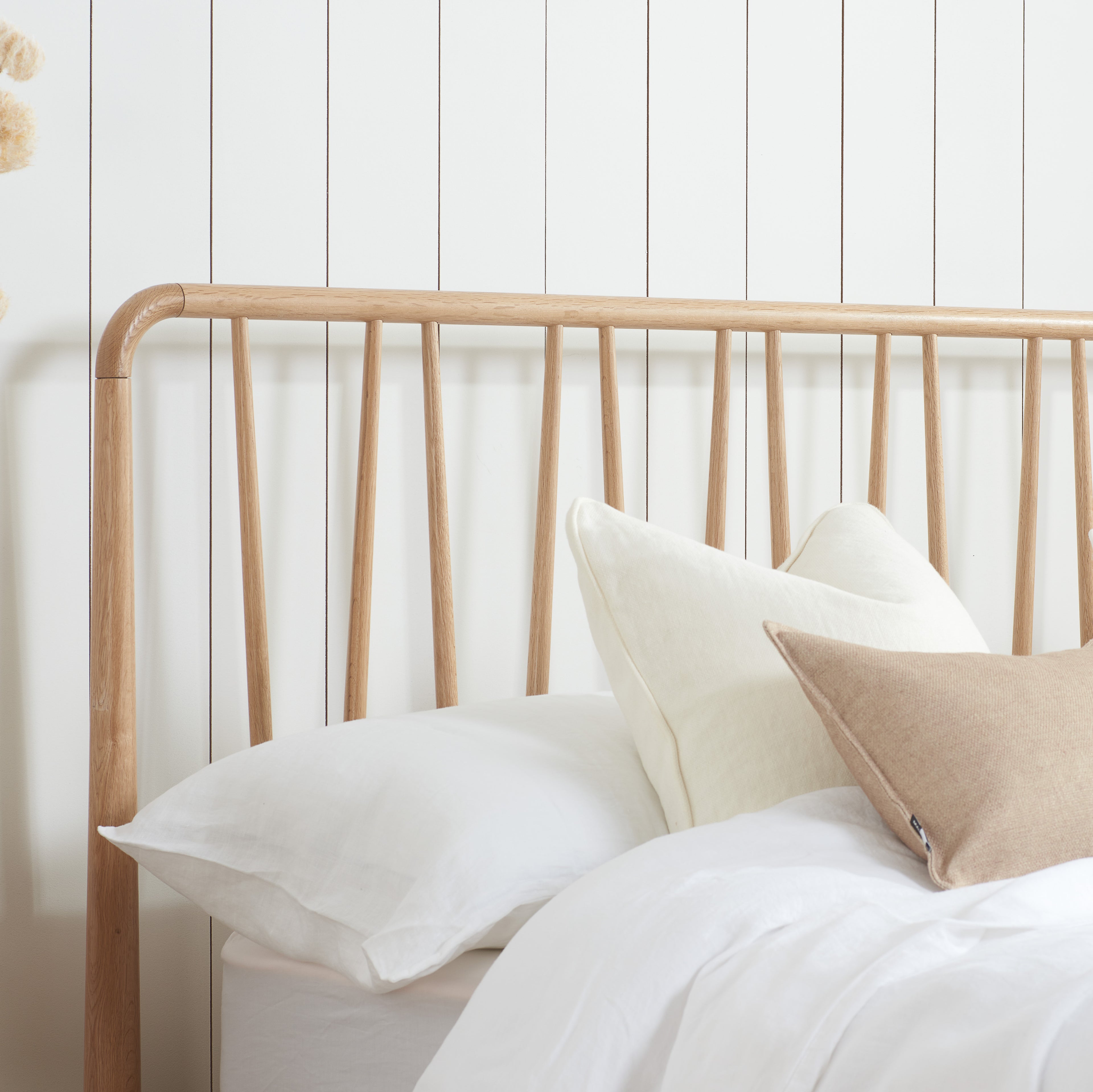 Jesper King Bed