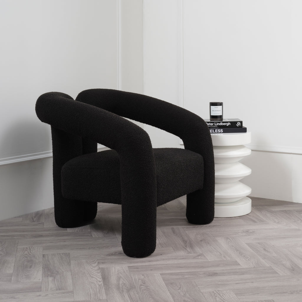 FREYJA BLACK CHAIR