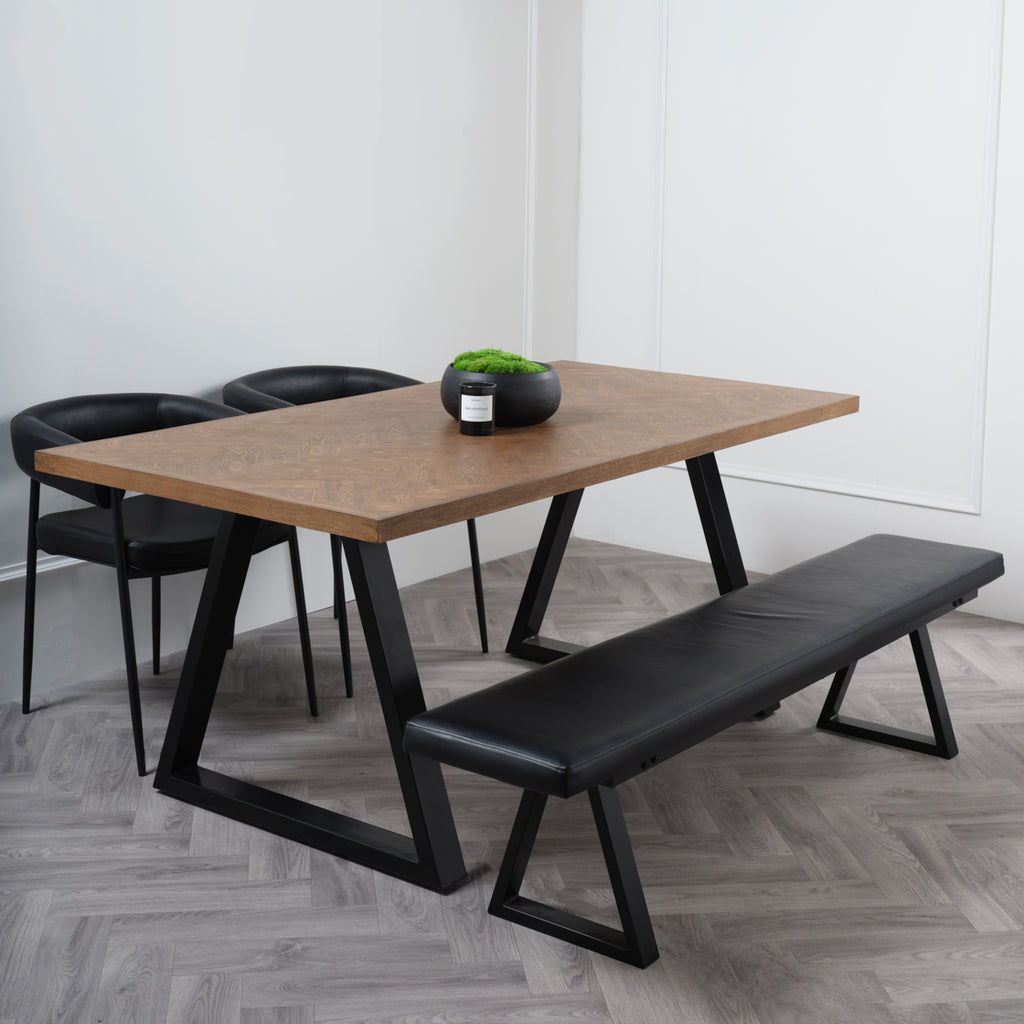 HYDE WHISKEY / BLACK DINING TABLE