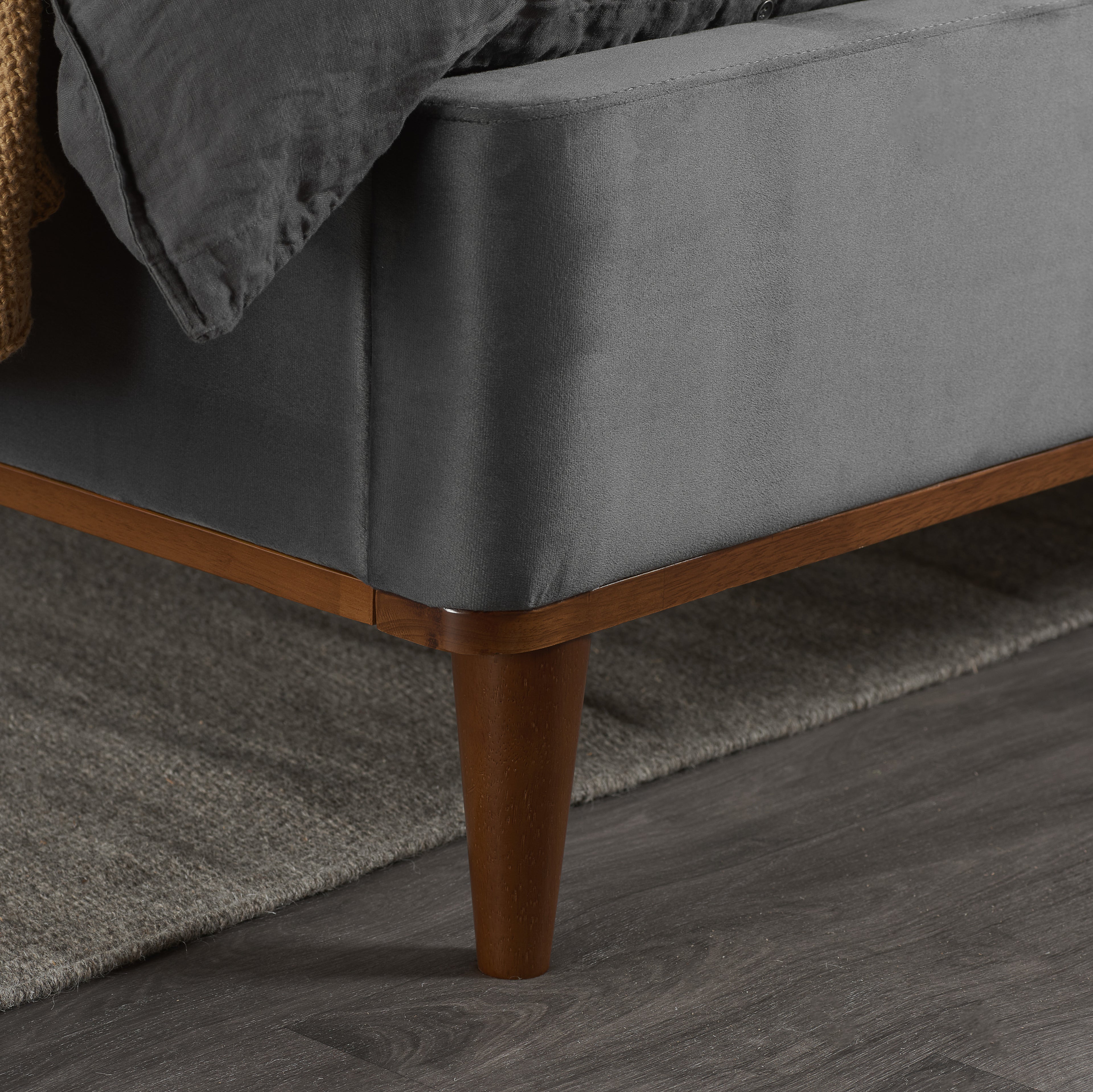 Lincoln King Bed