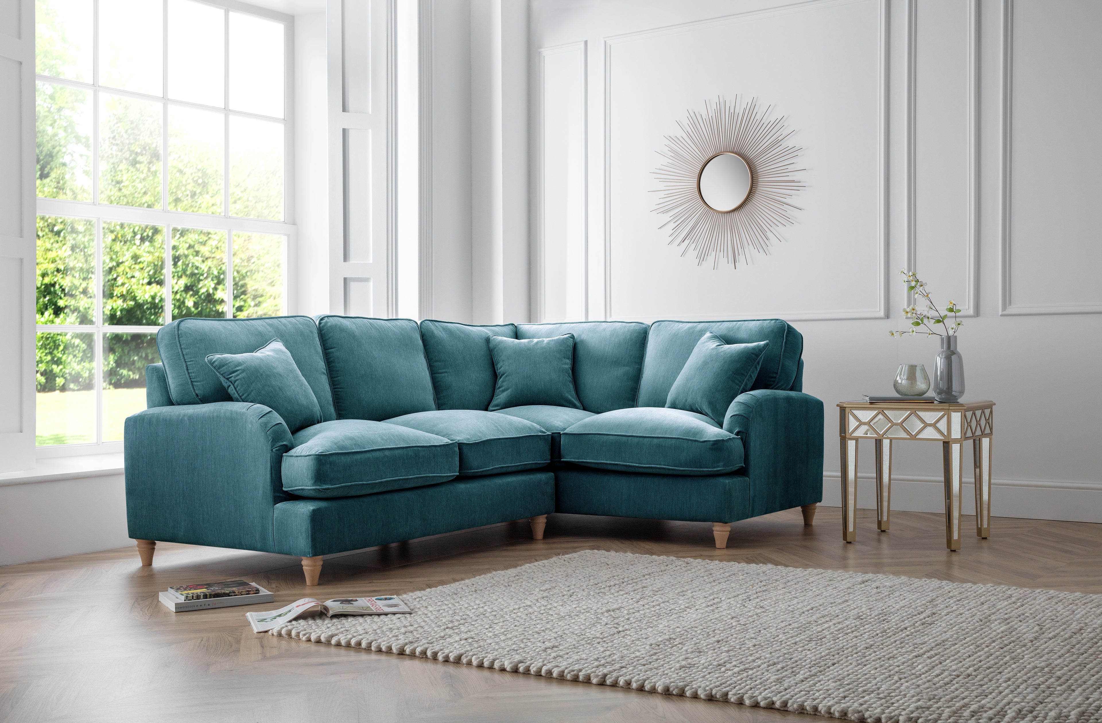 2 Corner 1 Manhattan Emerald