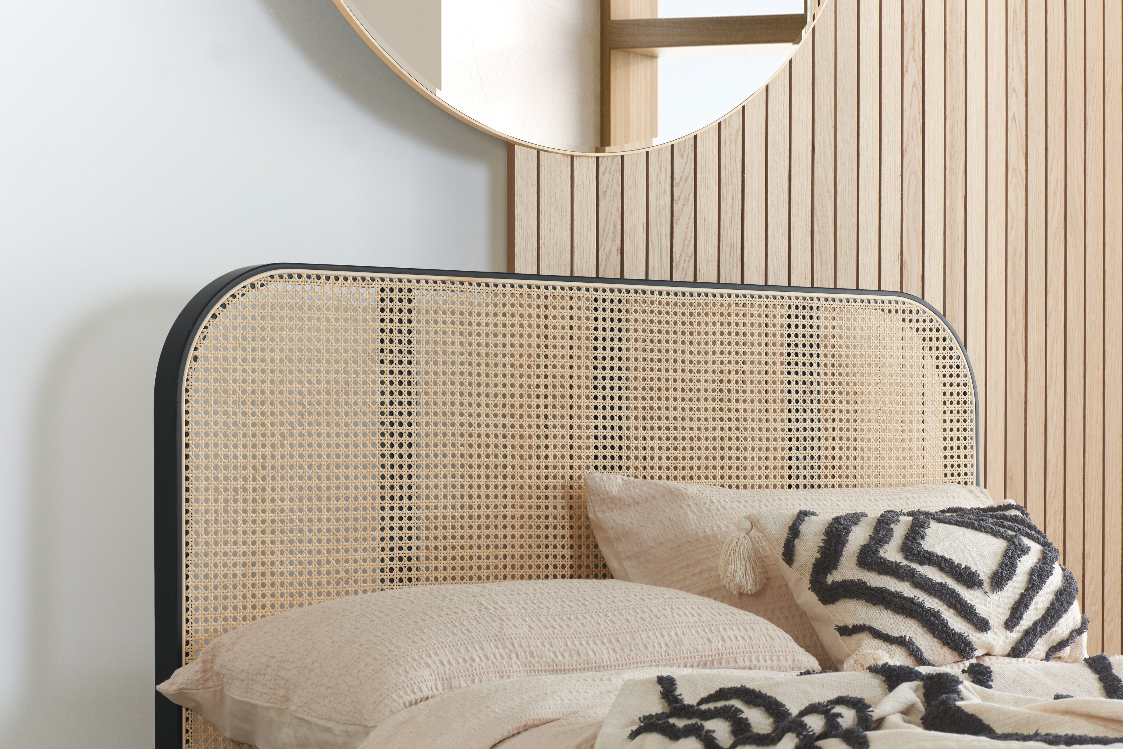 Margot King Rattan Bed