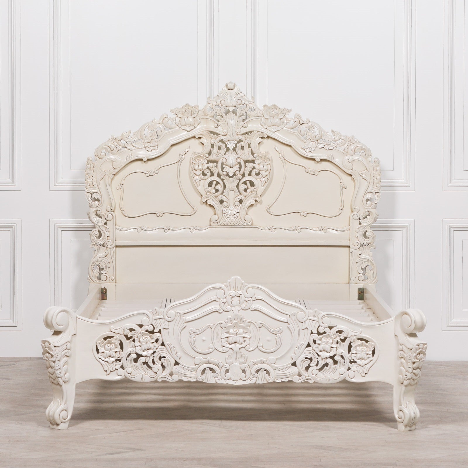 Rococo 4ft6 Double Size Carved Bed