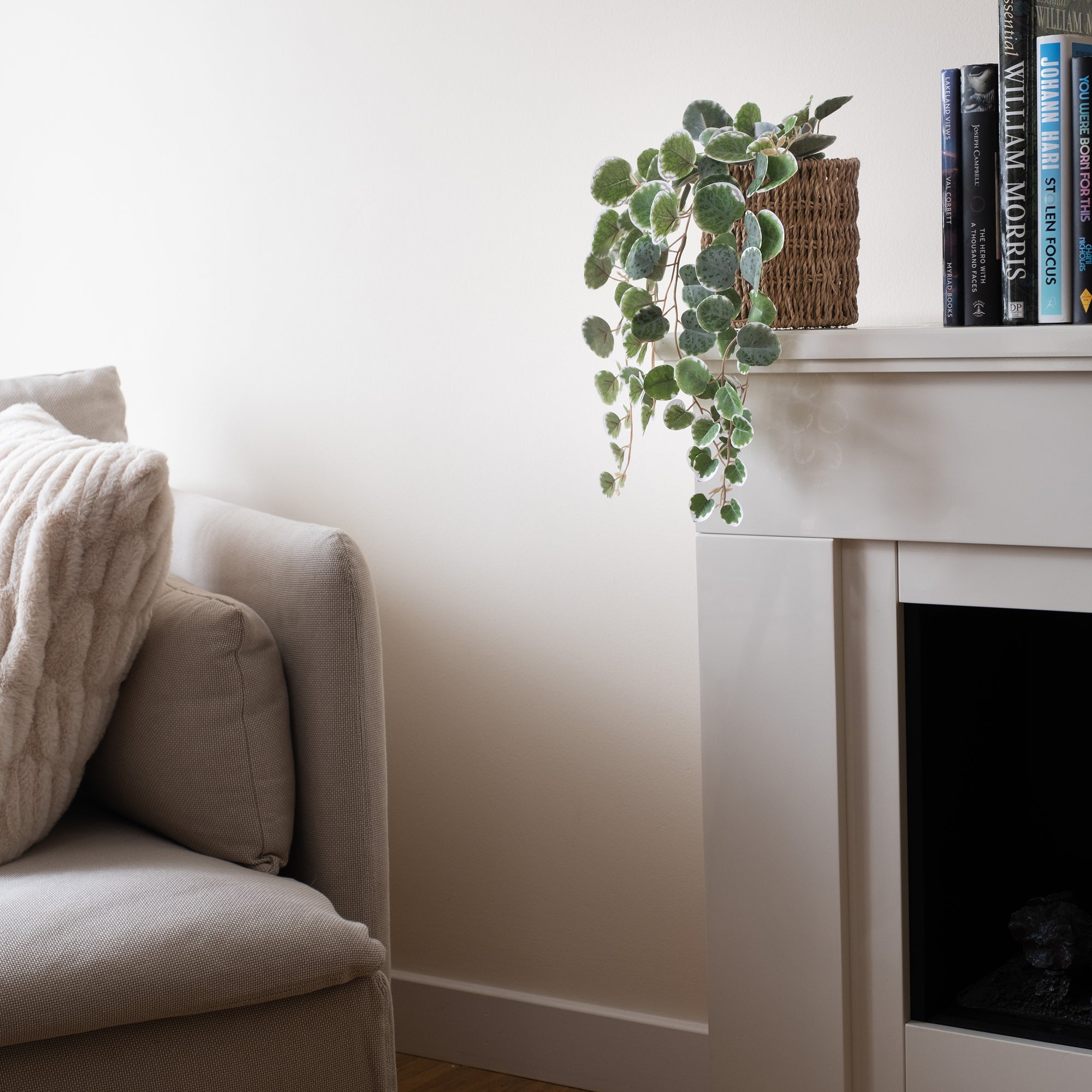 40Cm Real Touch String Of Hearts