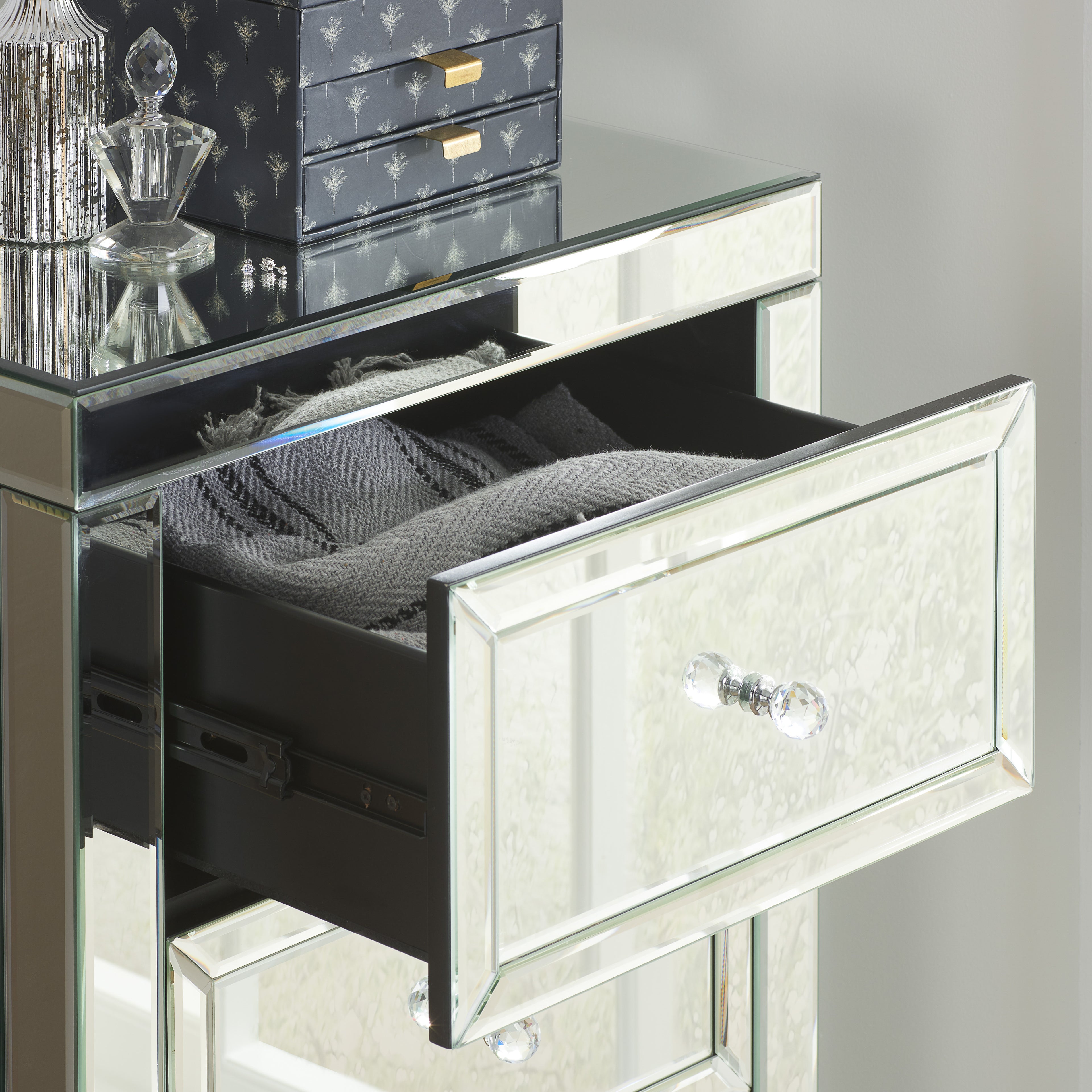 Valencia 5 Drawer Narrow Chest