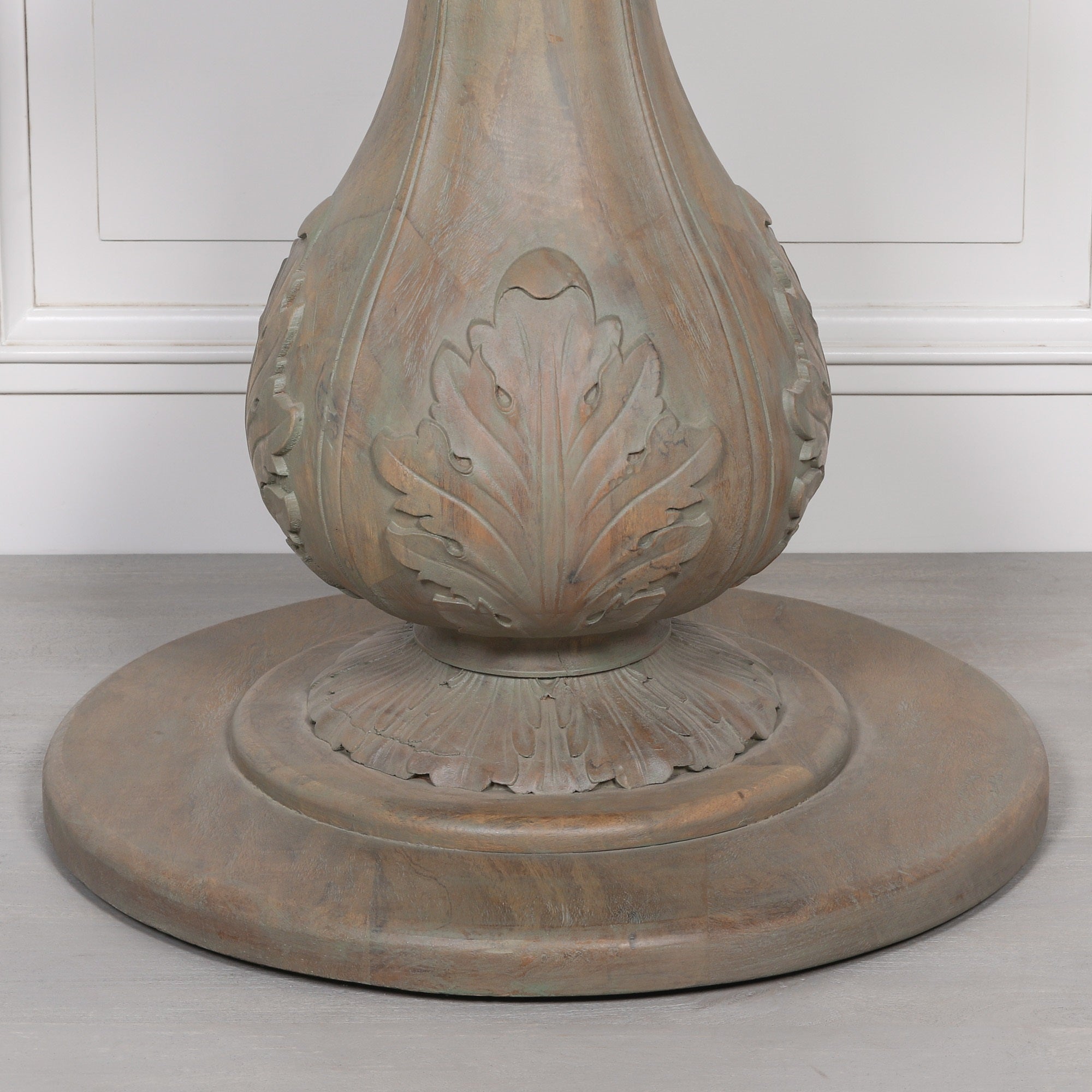 Rustic Washed 150cm Round Acorn Leg Dining Table