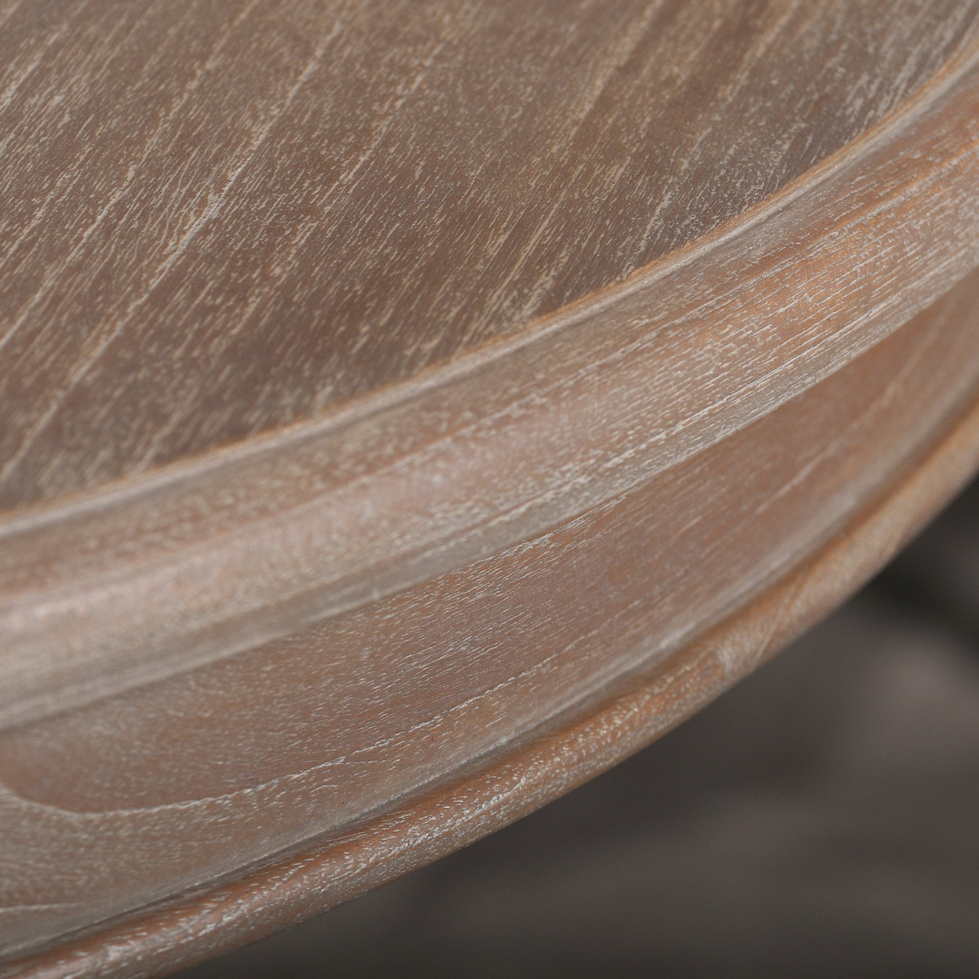 Round Pedestal Acorn Dining Table