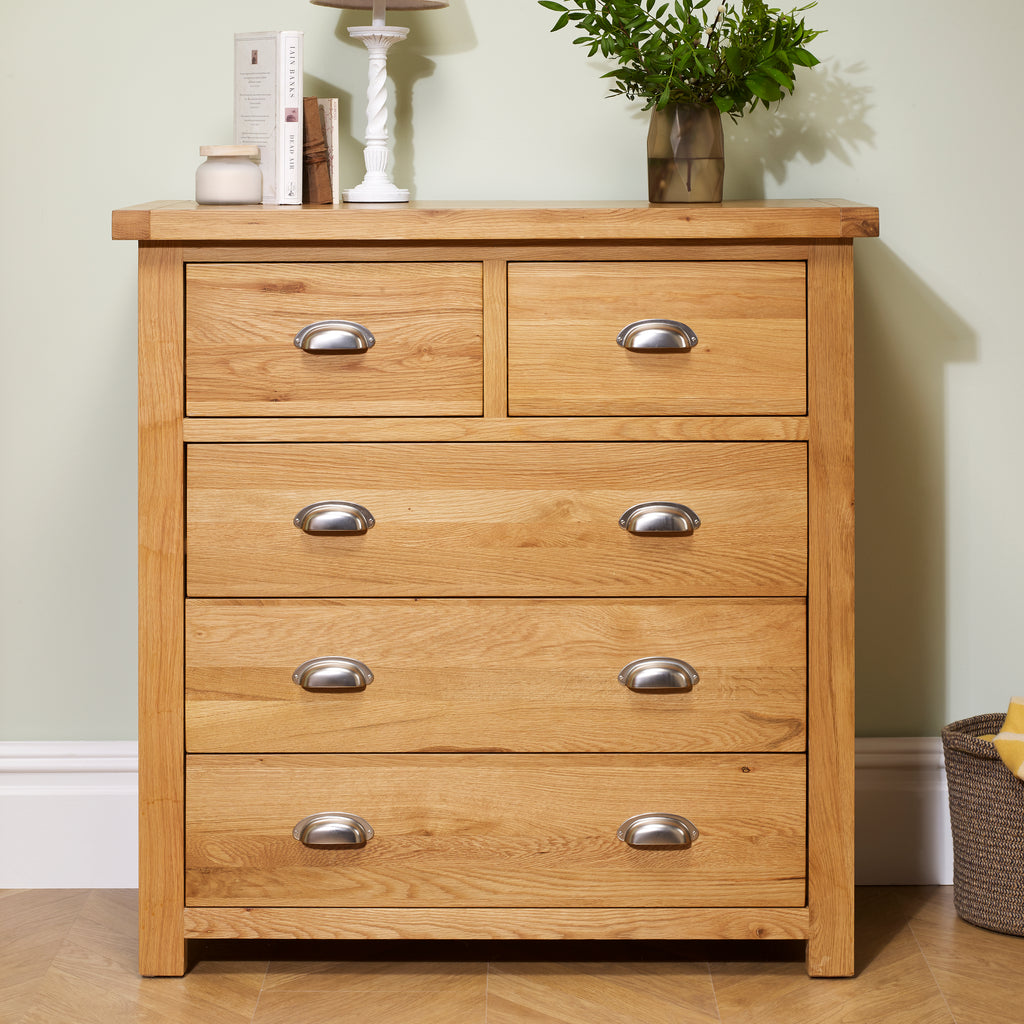 Woburn 3 + 2 Chest