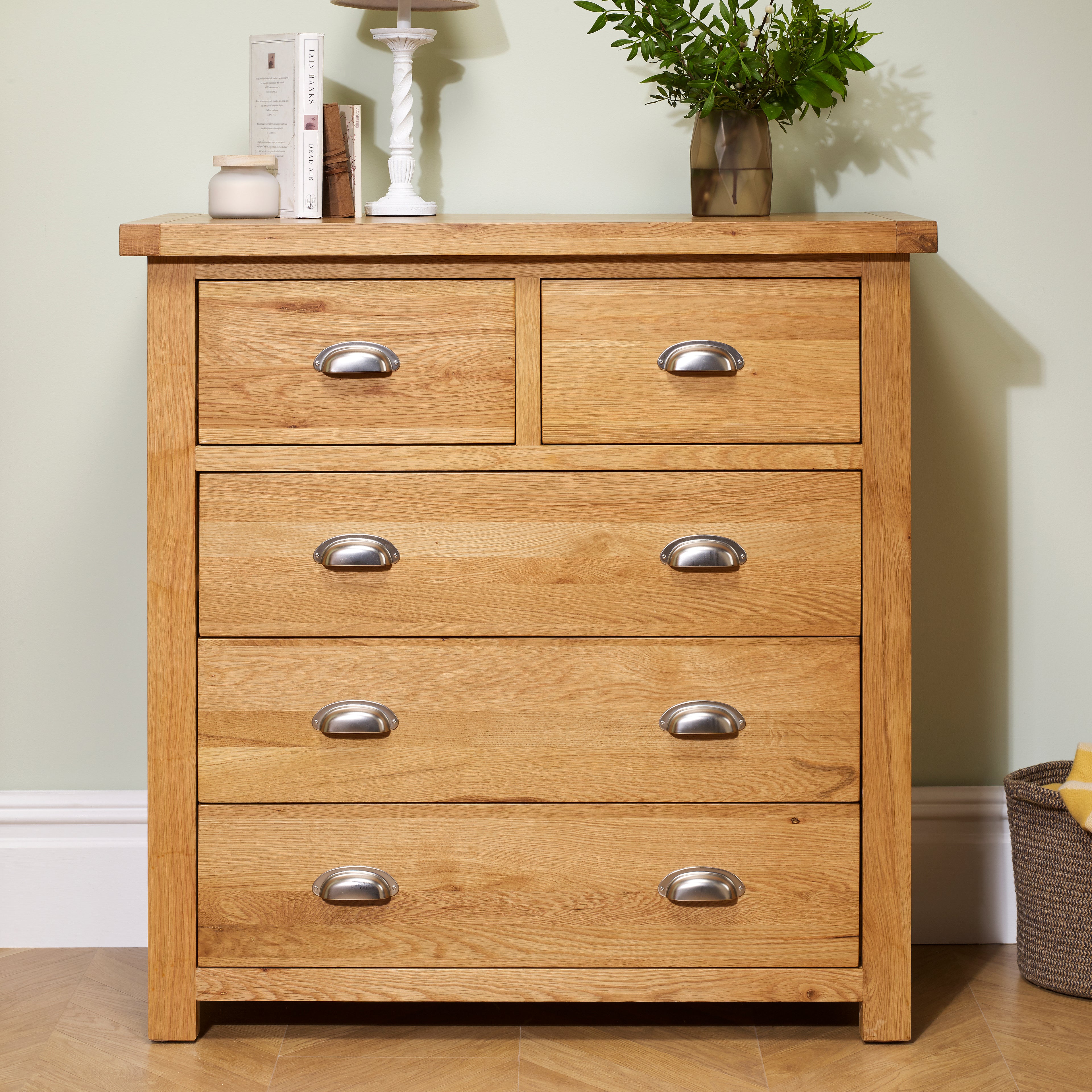 Woburn 3 + 2 Chest