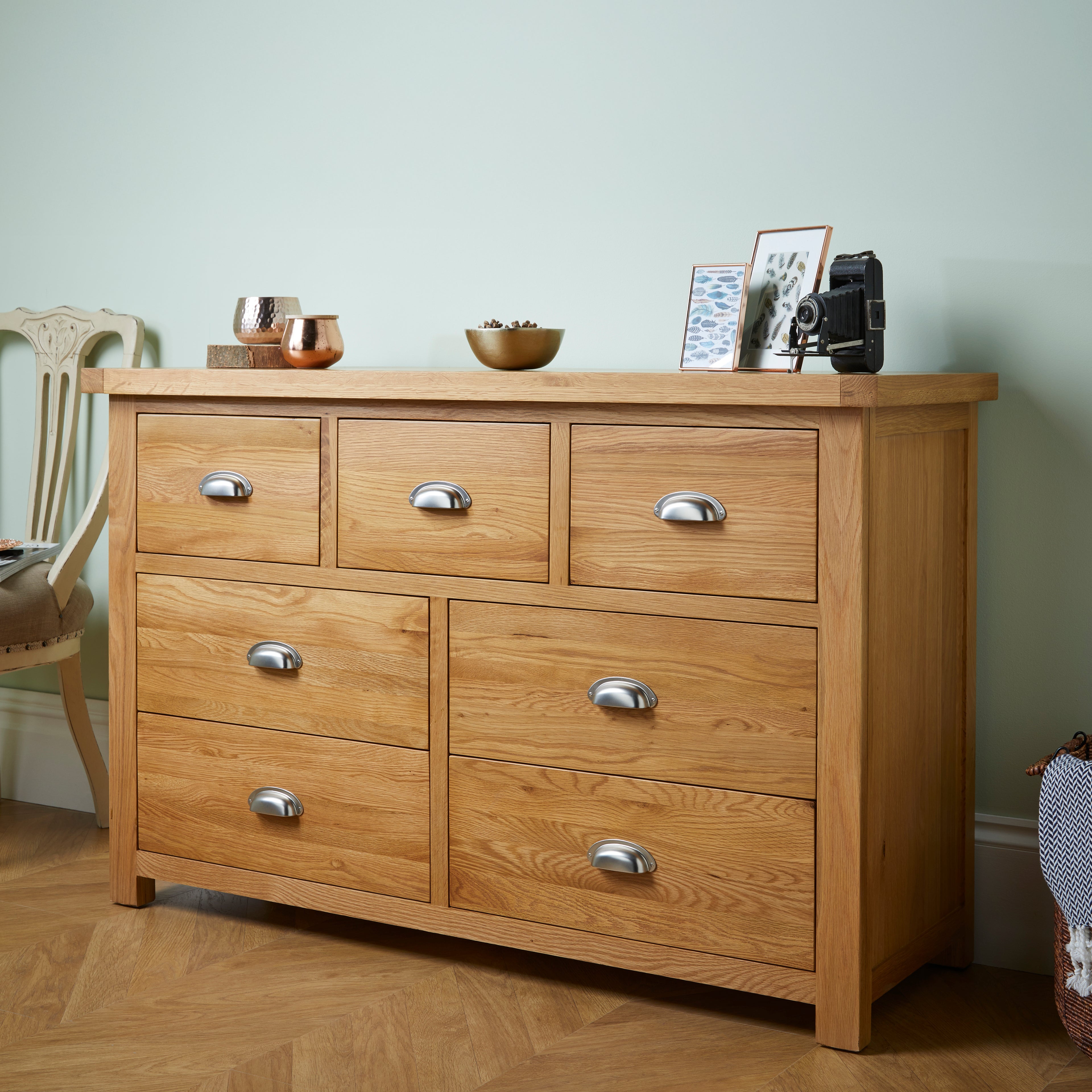 Woburn 4 + 3 Chest
