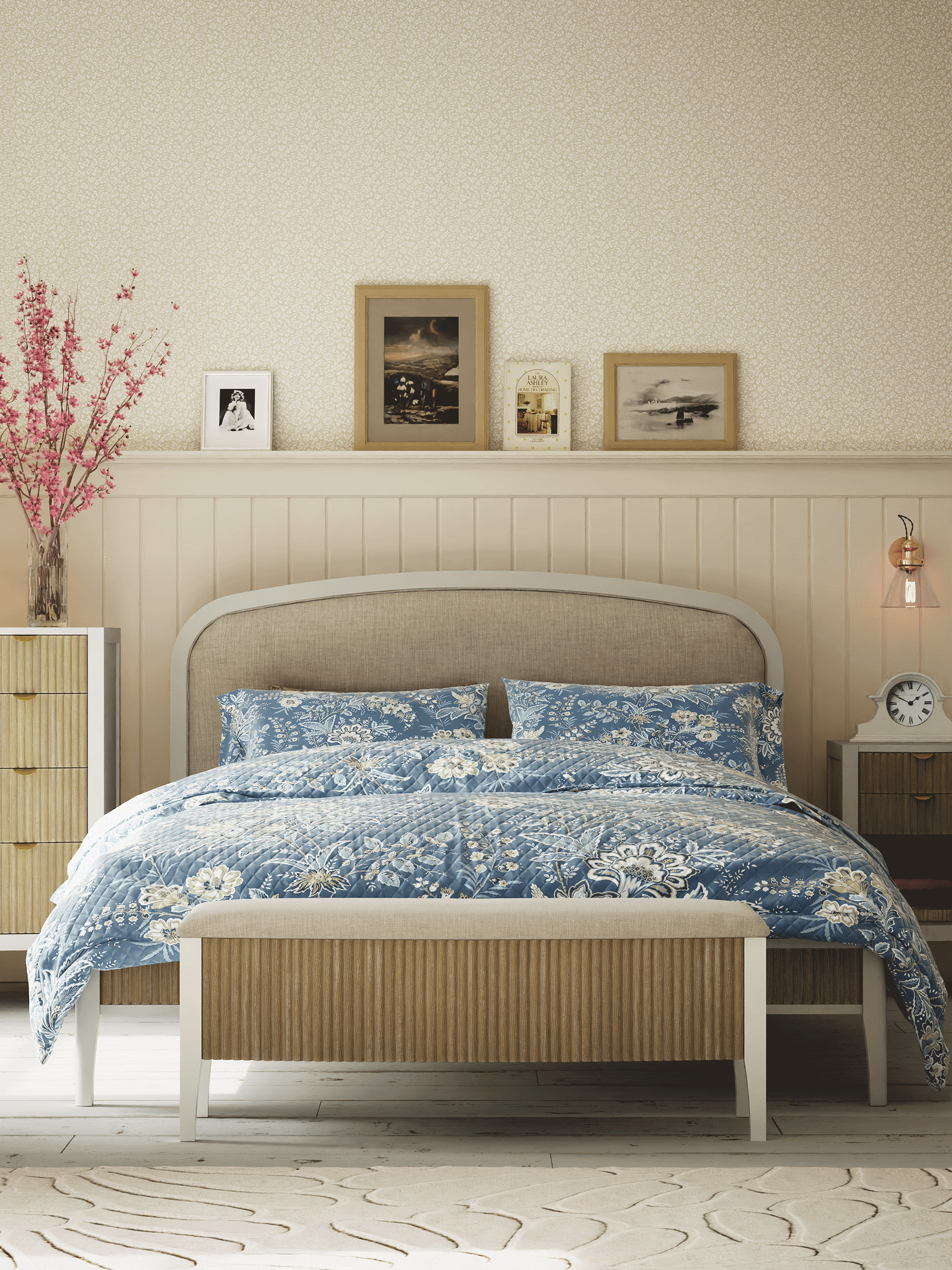 Abbeydale Soft Natural 4'6"" Bed Frame