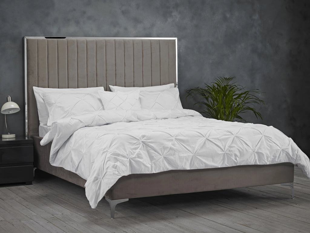 Berkeley Cream / Black Double Bed (2 Packs), supplier view 2