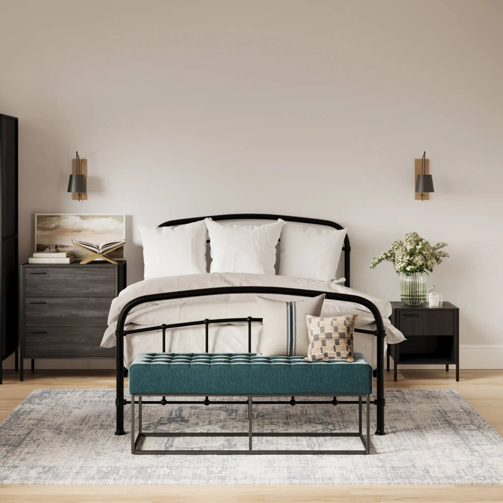 Halston 5.0 Kingsize Black Bed, lifestyle