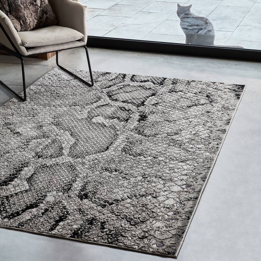 Quantum Rug 120x170cm QU03 Snake Rug